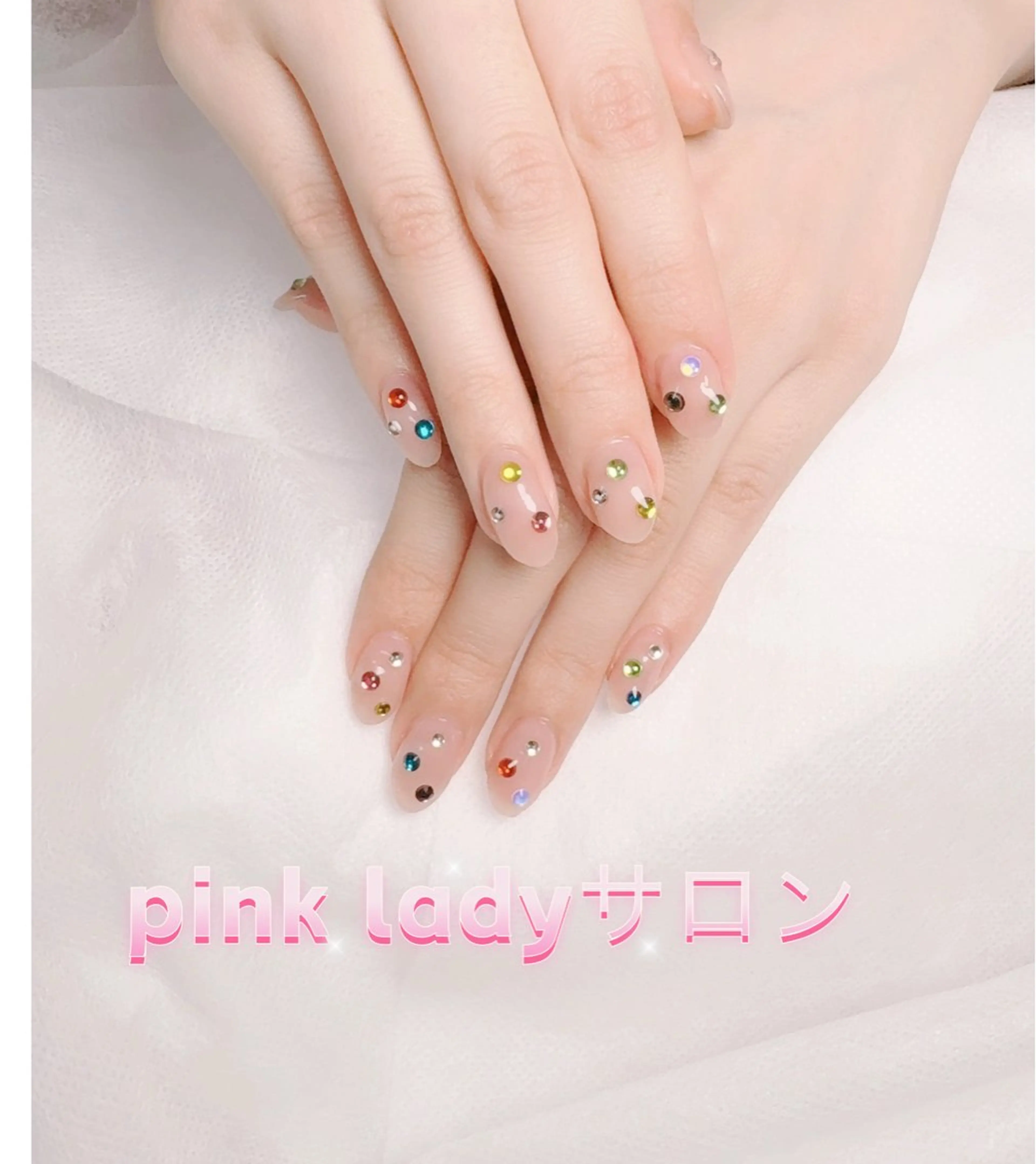 ネイル pink ladyサロン所属・べ にのネイルデザイン