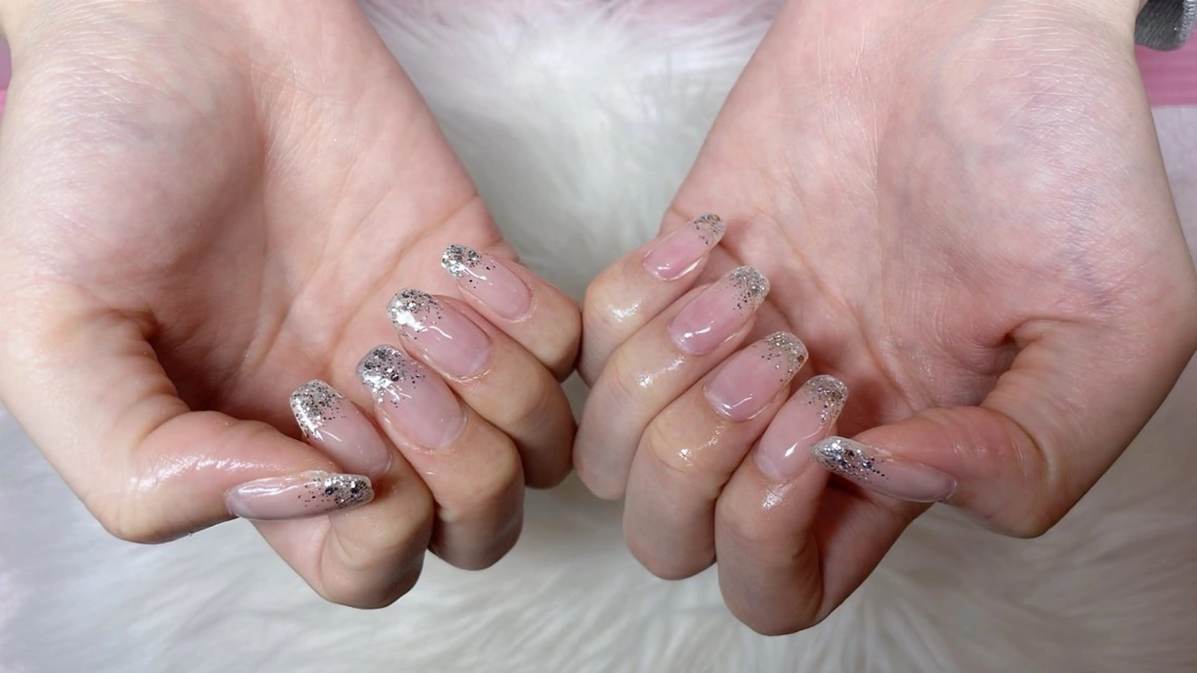 ネイル Amoureuse Satomiのネイルデザイン