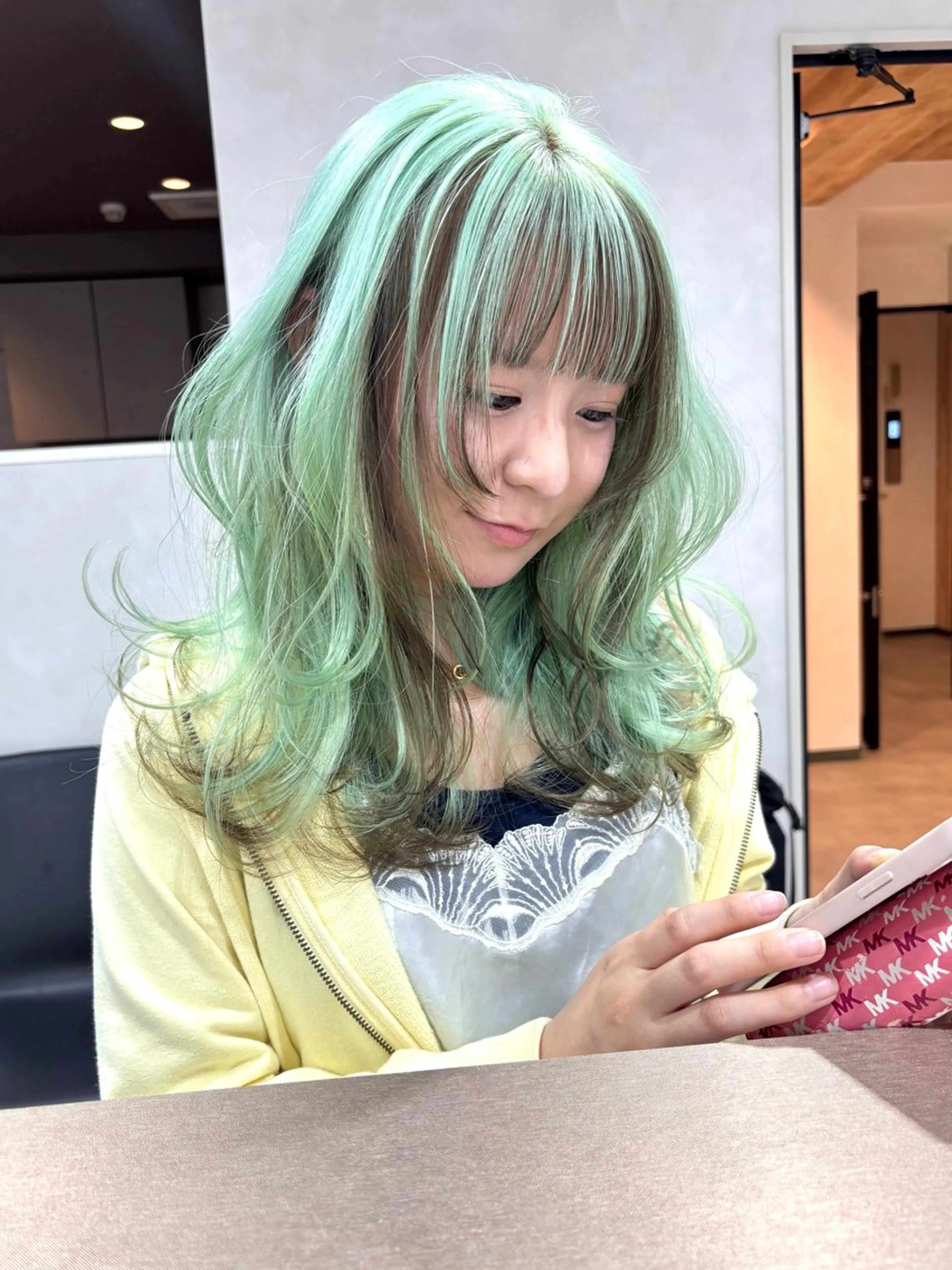 ミディアム カラー カット ヘアカラー トリートメント レイヤー/透明感 カラー💘akariのヘアスタイル