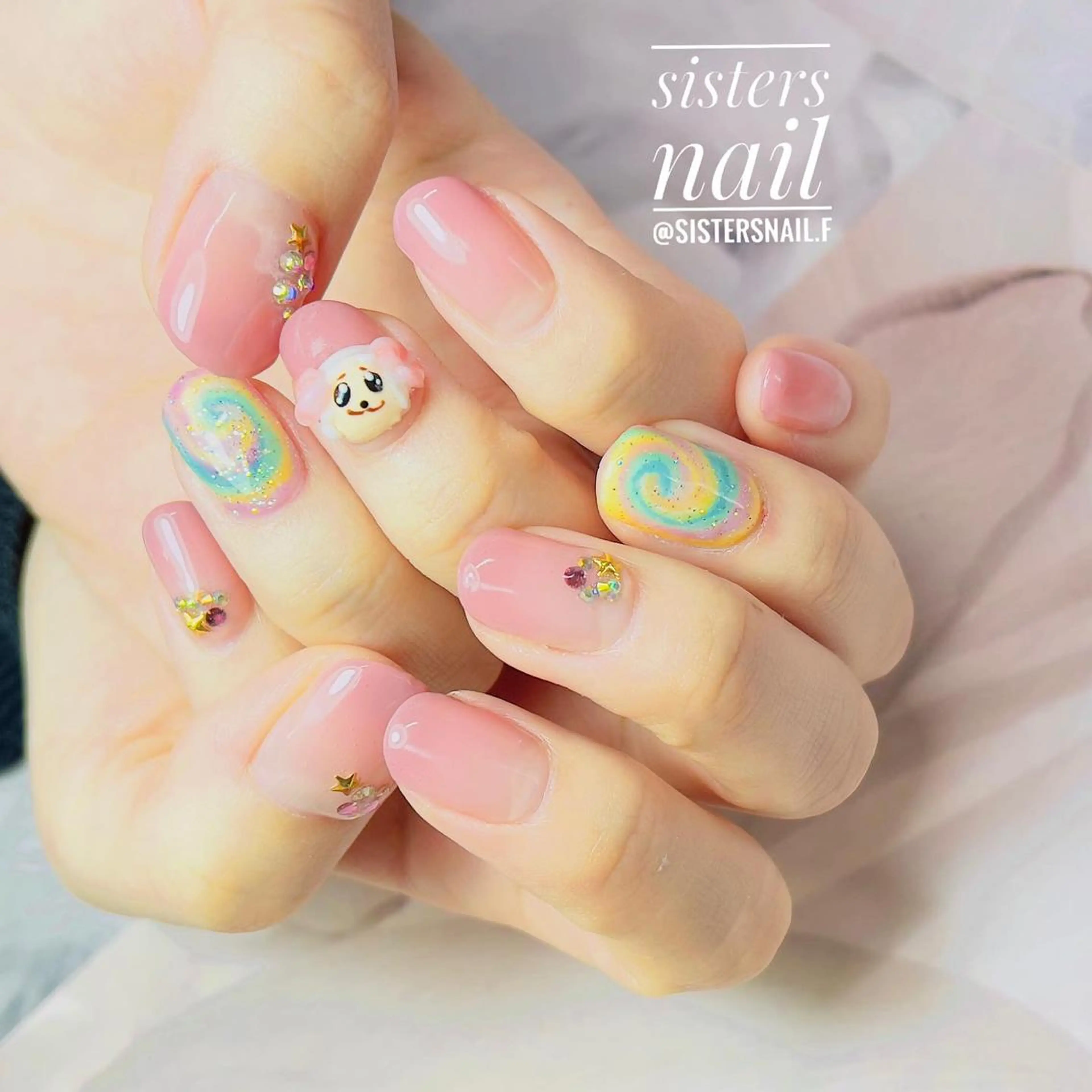 ネイル アートネイル グラデーション sisters nail.fのネイルデザイン