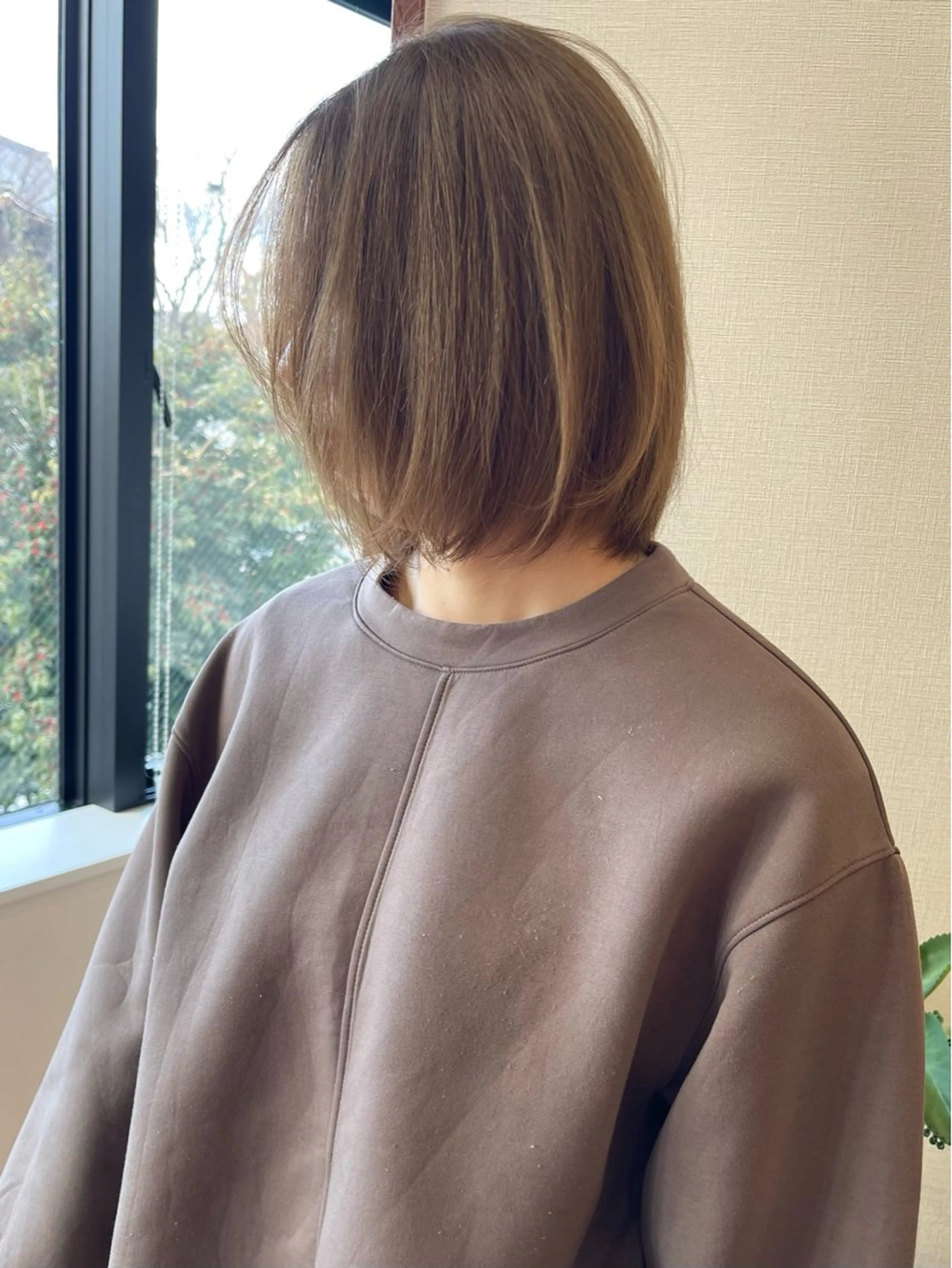 ショート カラー ブリーチ カット ヘアカラー トリートメント 髪質改善カラー ケアブリーチ/タムのヘアスタイル