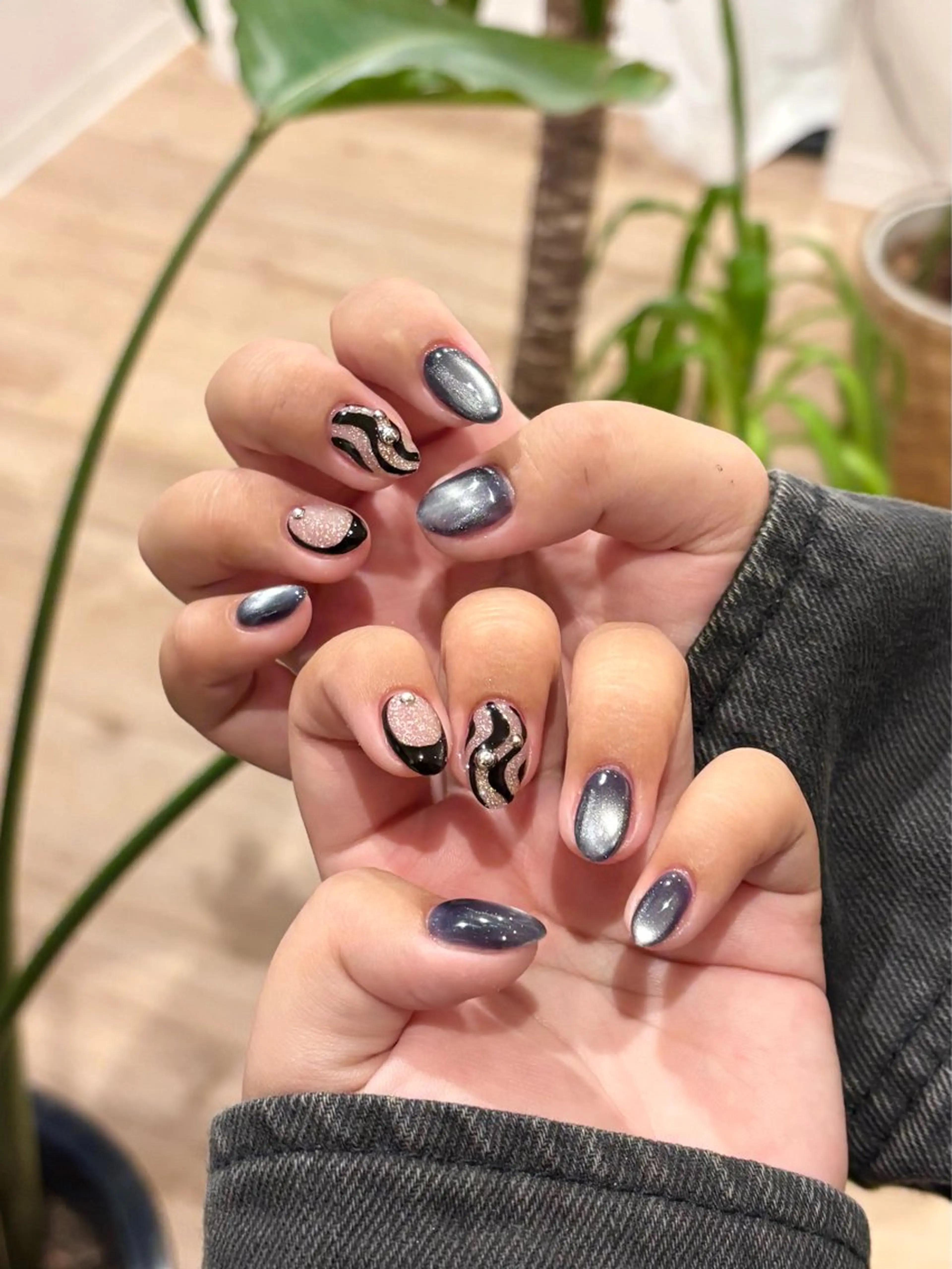 ネイル 氷ネイル・うるうるネイル マグネットネイル ニュアンスネイル Bianca名駅店 安田のネイルデザイン