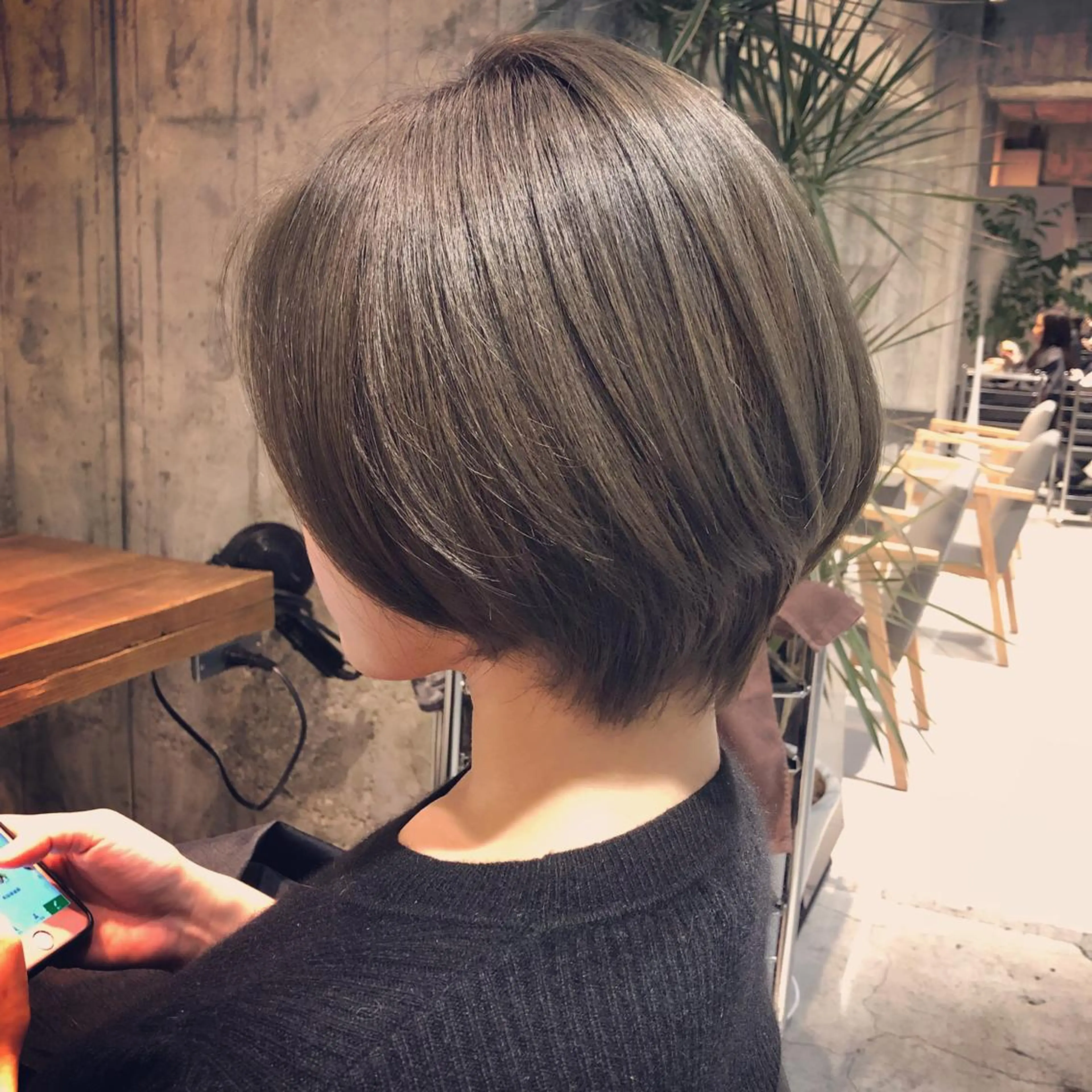 ショート カラー カット ヘアカラー トリートメント 髪質改善🌈縮毛矯正 荻原　達矢のヘアスタイル