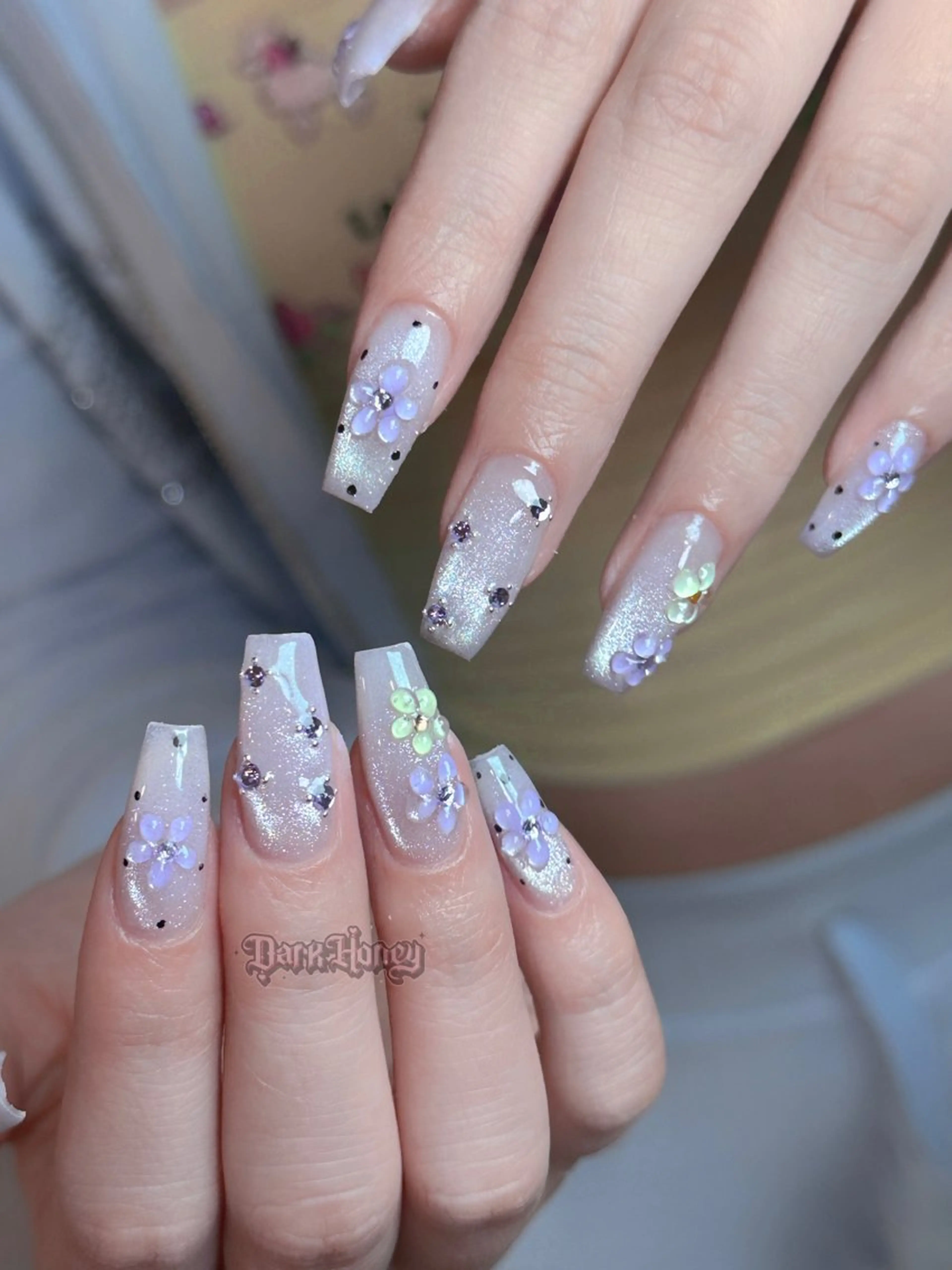 ネイル ハンドネイル Dark honey スカルプ専門原宿店のネイルデザイン