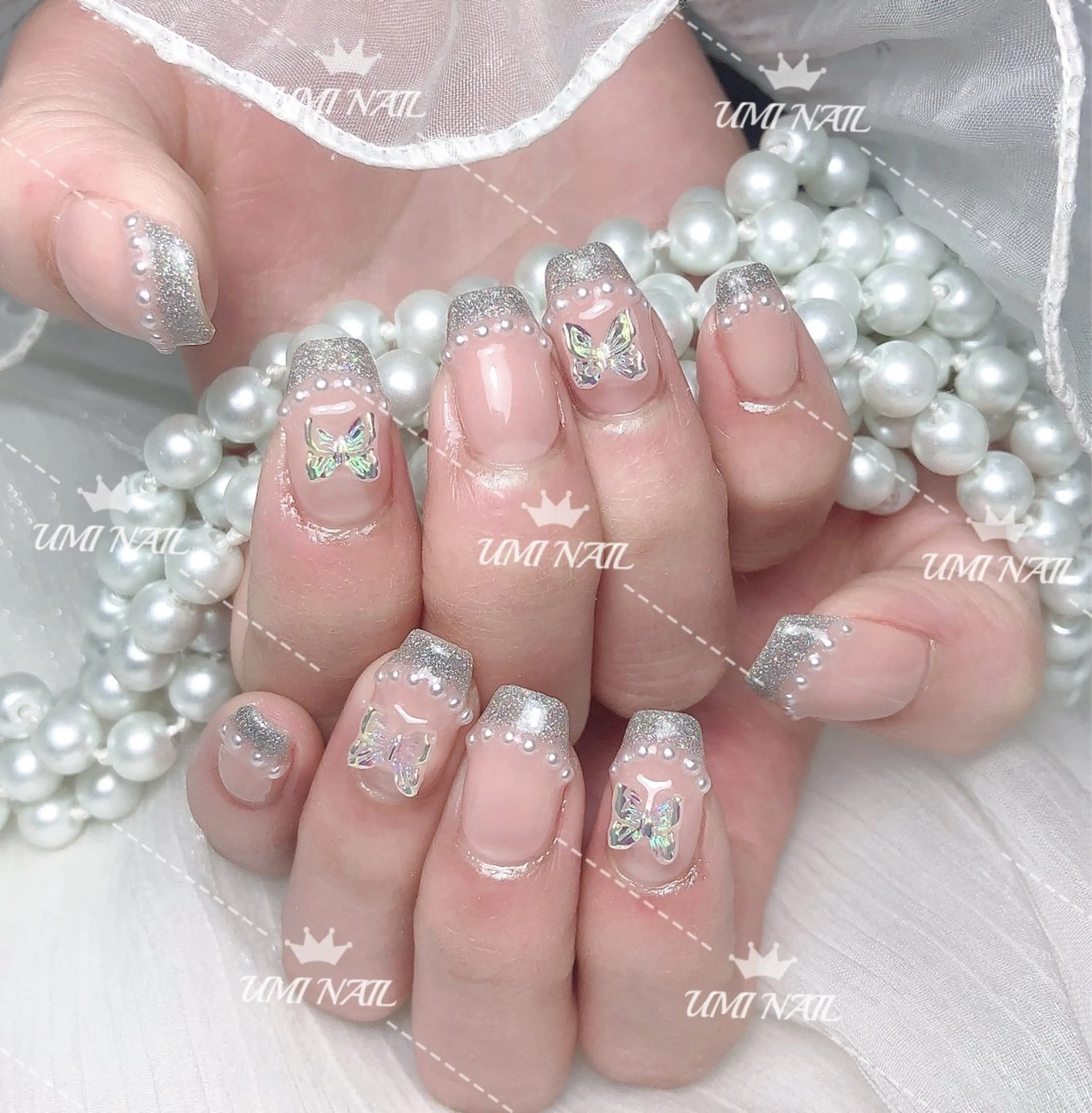 ネイル アートネイル ジェルネイル グラデーション 持ち込み オフィスネイル ハンドネイル ハンドケア LUXE NAIL SALONのネイルデザイン