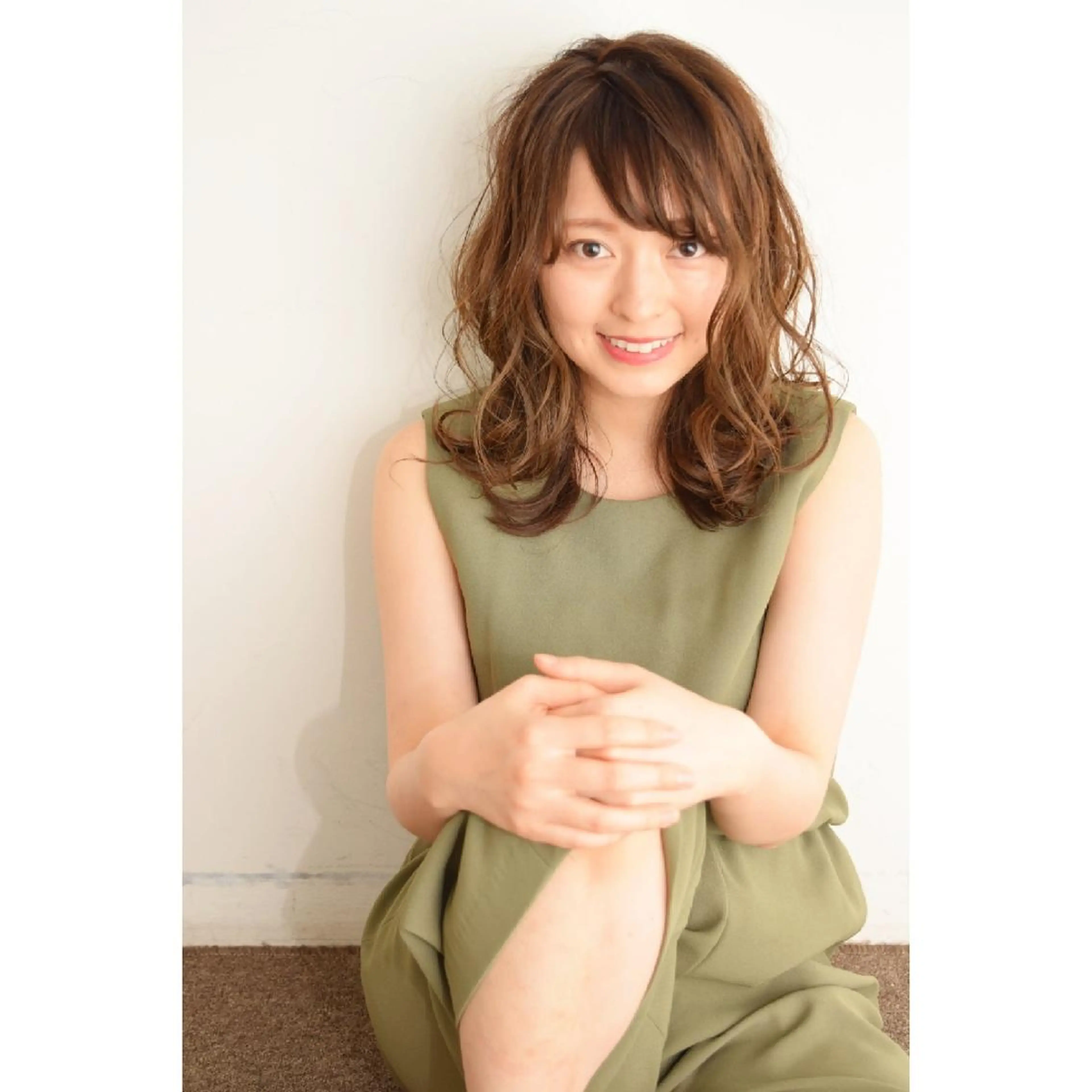 セミロング カラー パーマ hair design BEER所属・みなみ ゆうすけのヘアスタイル