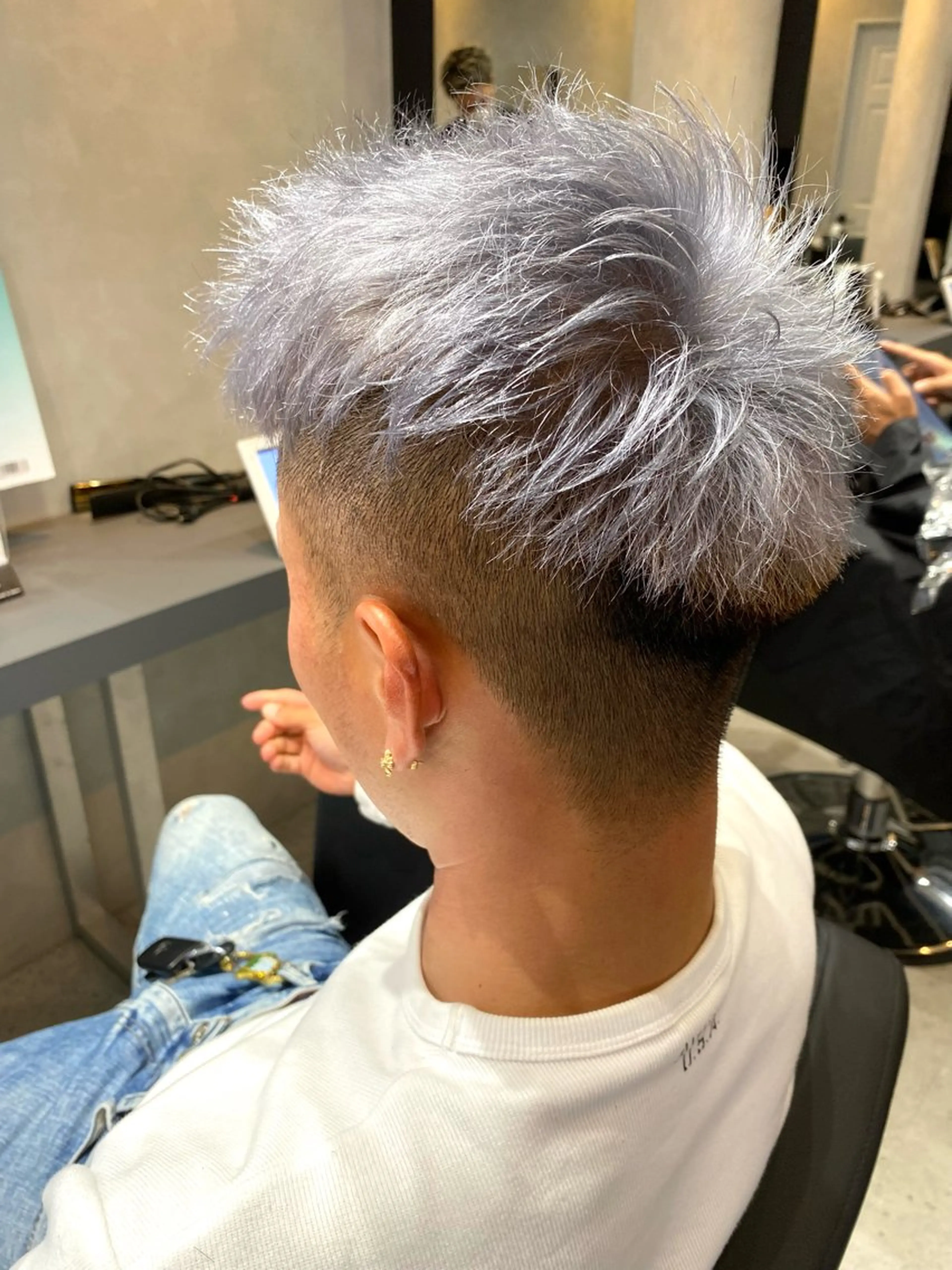 メンズカット＋ブリーチオンカラーの写真