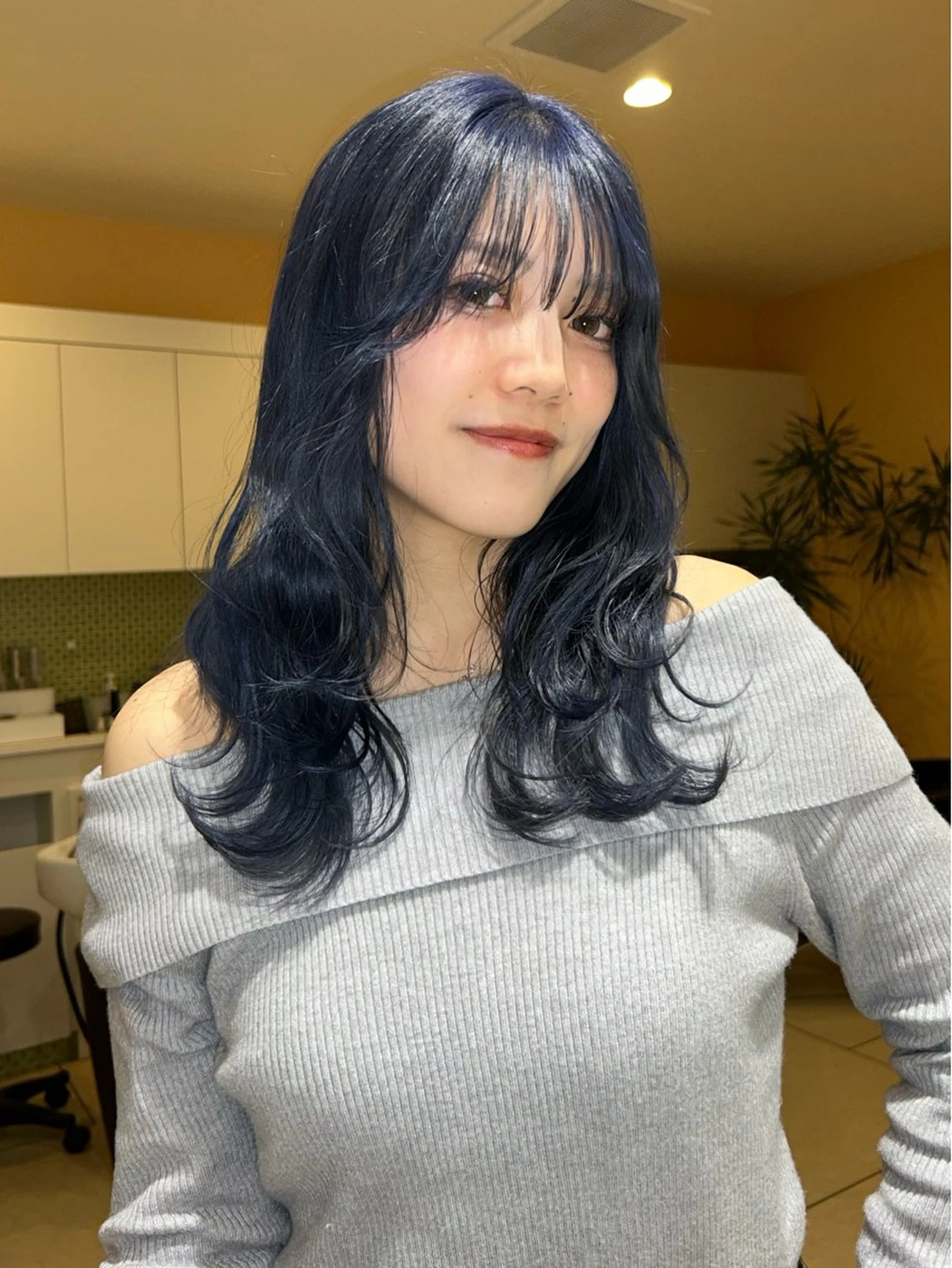 セミロング カラー 💙ルル💙 ハイトーン/レイヤーのヘアスタイル