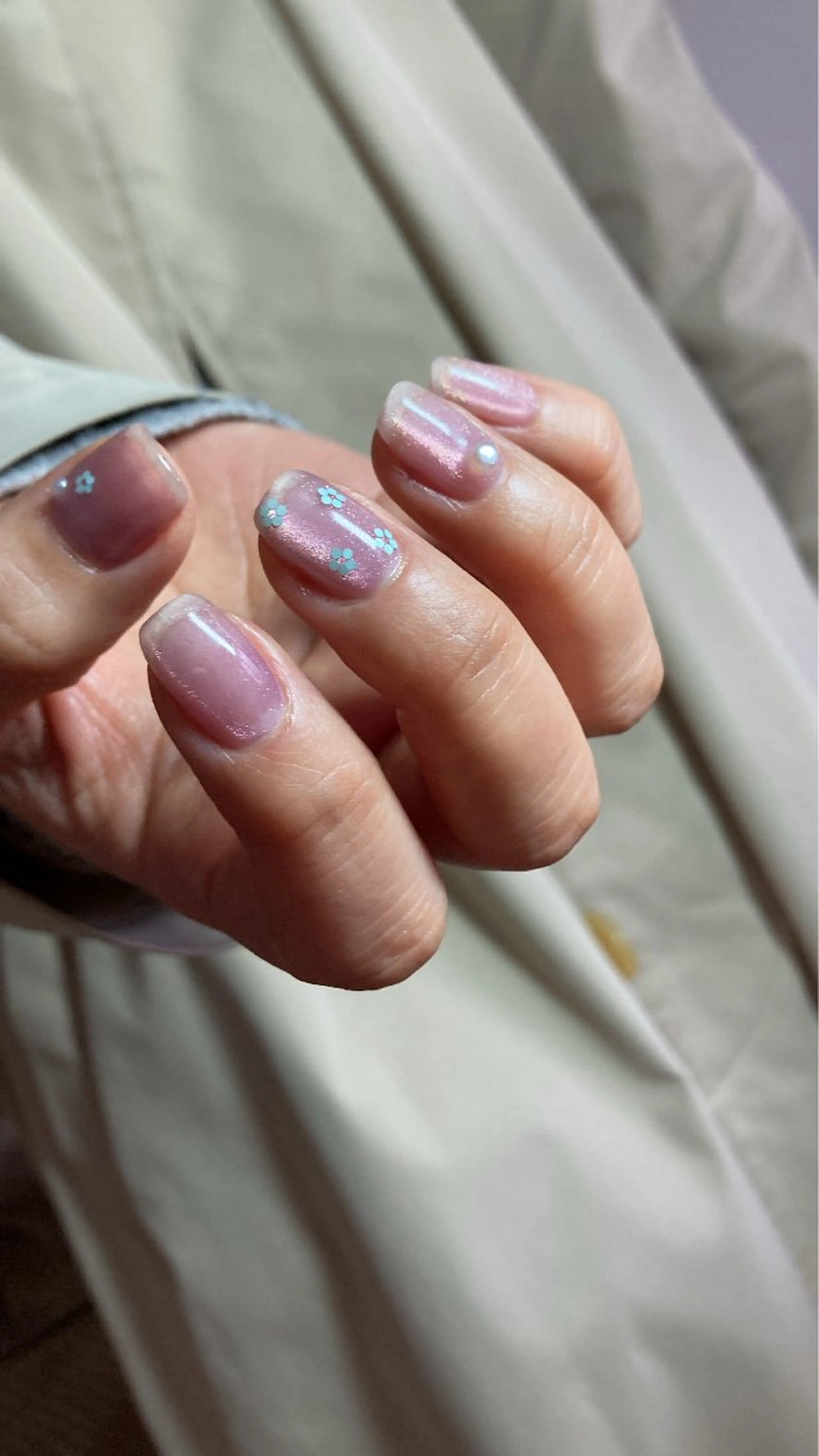 ネイル nailsalon　hue所属・小山 羽奈のネイルデザイン