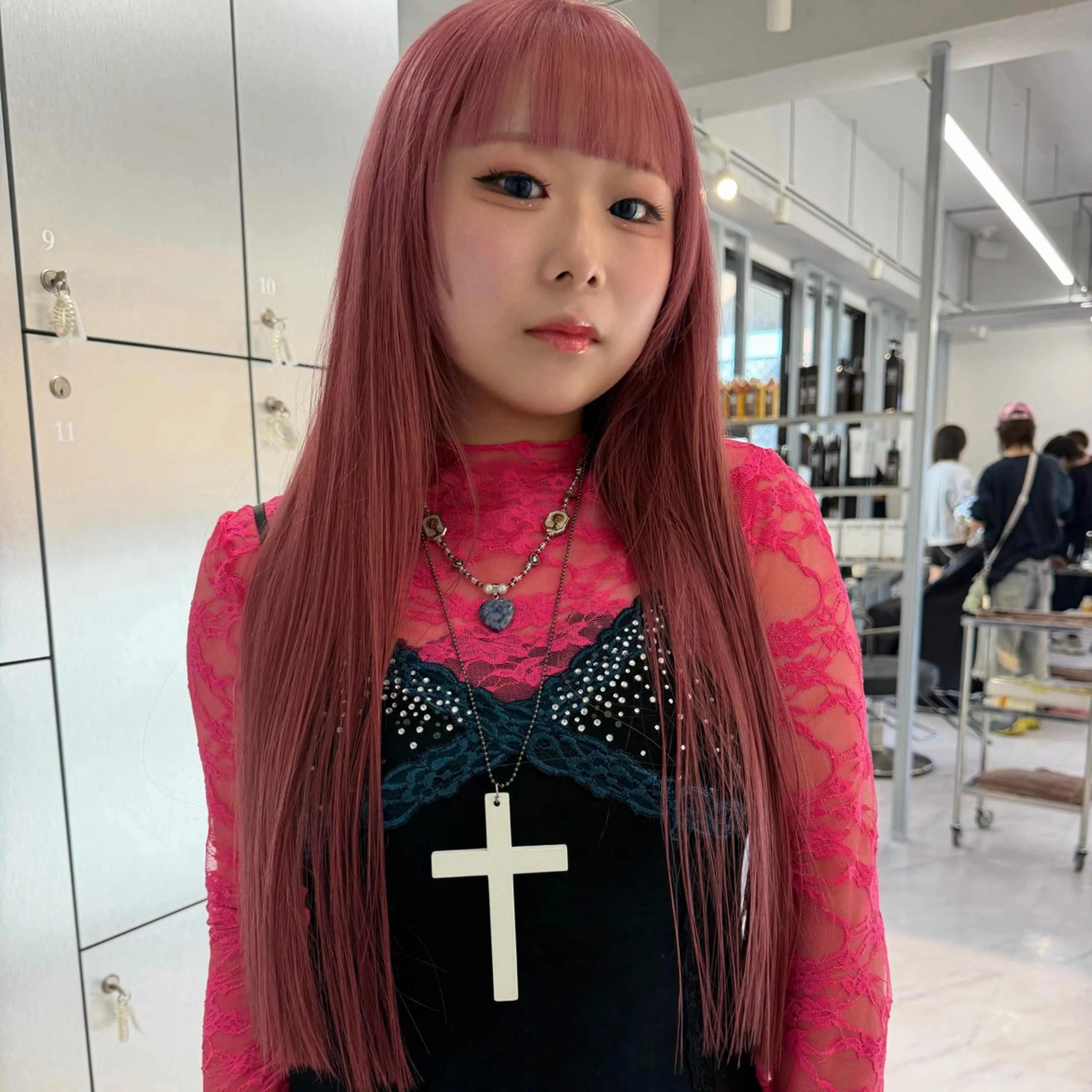 ロング カラー ベージュカラー ブリーチ ケアブリーチ デザインカラー ダブルカラー ヘアカラー トリートメント TATSUブリーチ/ ミルクティーベージュのヘアスタイル