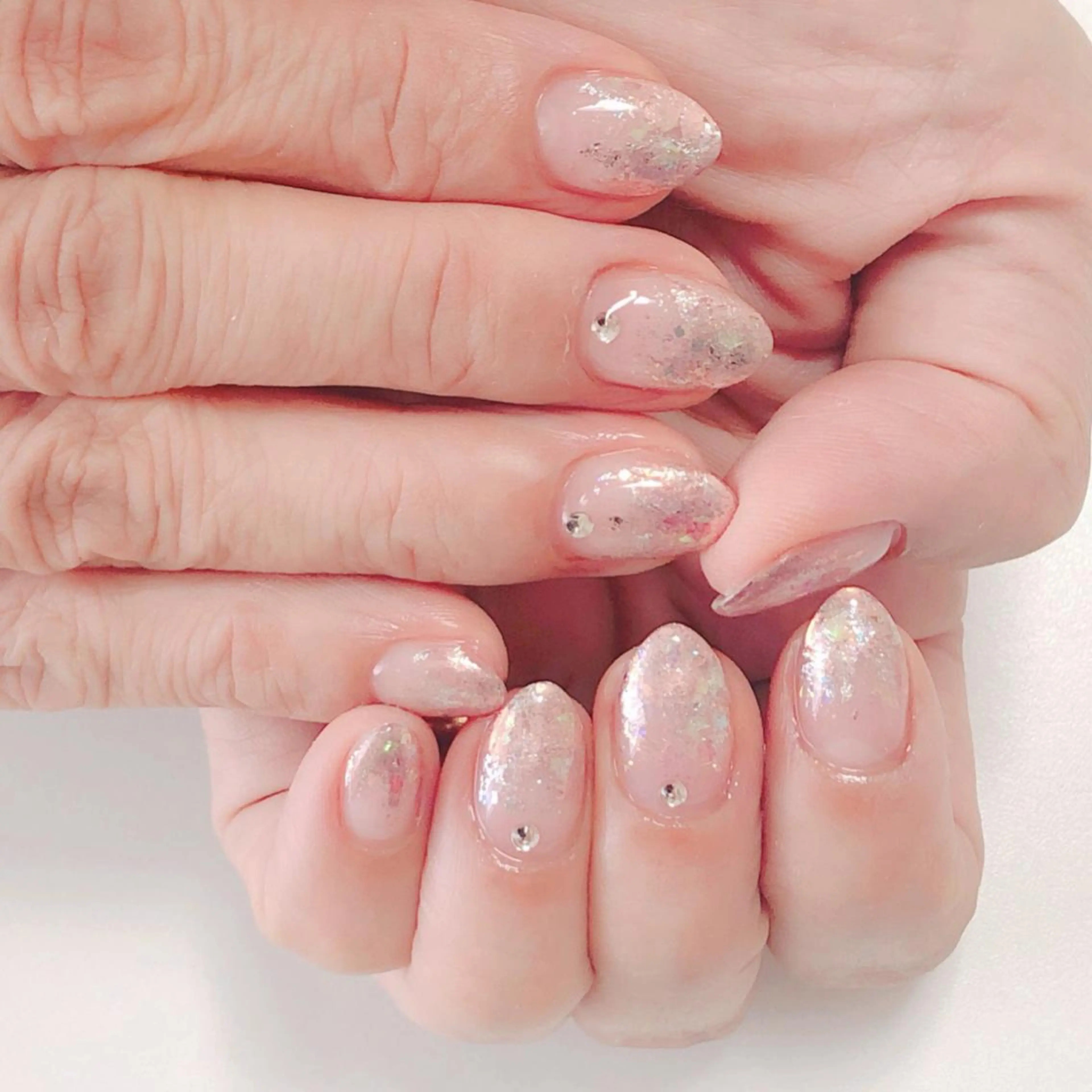 ネイル アートネイル 長さ出し フットネイル グリーン ニュアンスネイル Lily Roseスタッフ一同のマツエク・マツパデザイン