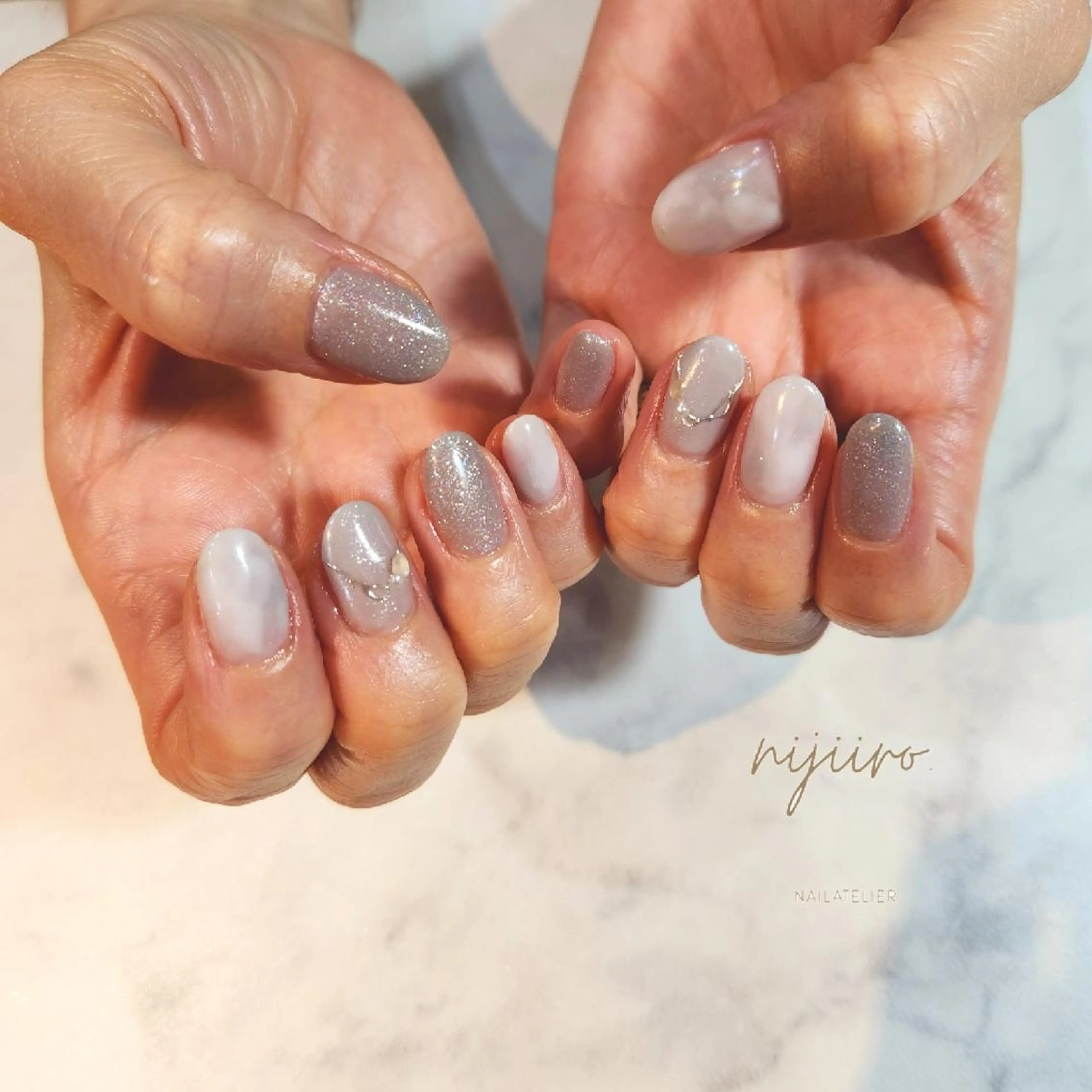 ネイル ハンドネイル nailatelier nijiiro.所属・nijiiro🌈 サトウのネイルデザイン