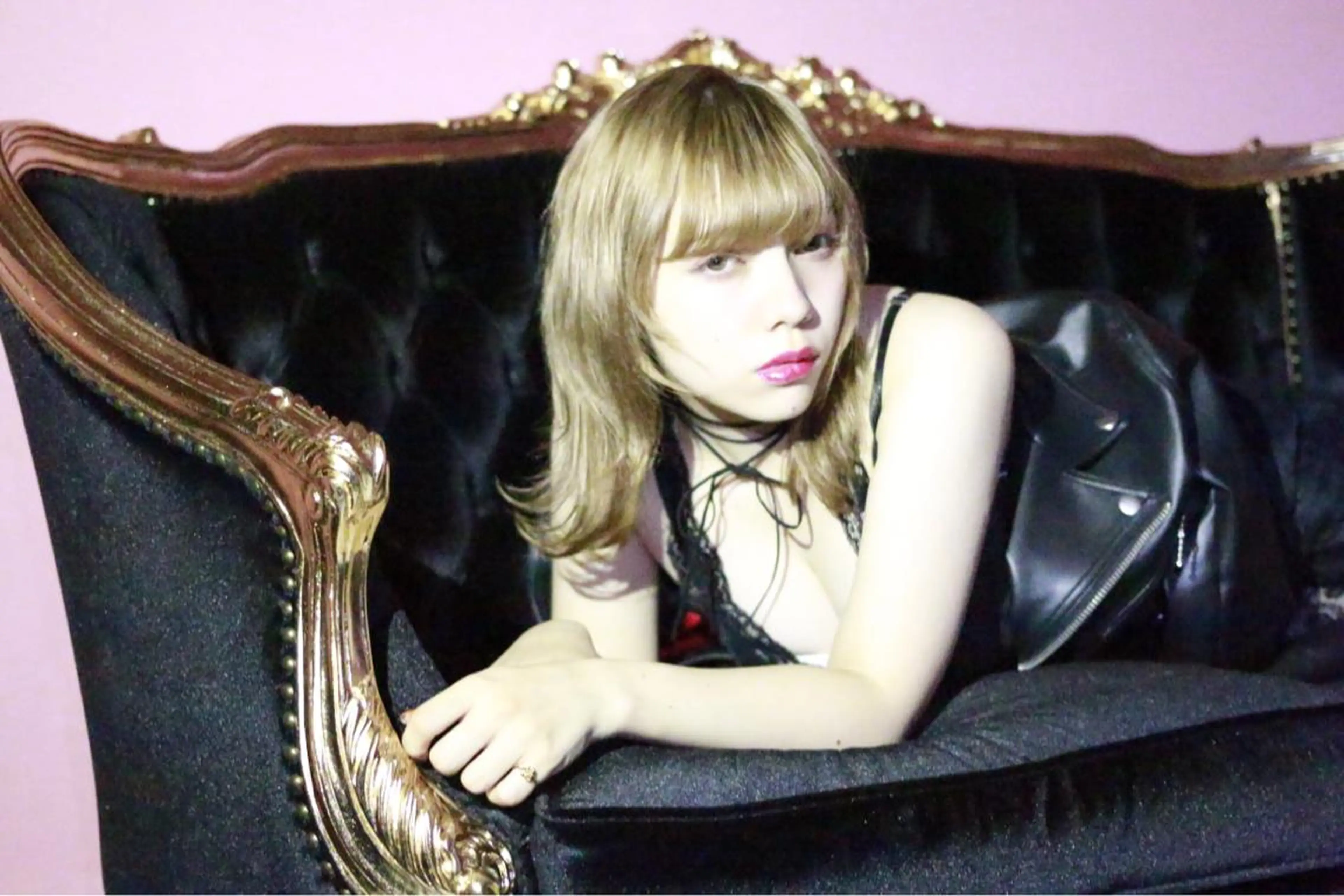 ミディアム ILu.所属・櫻井 愛弓のヘアスタイル