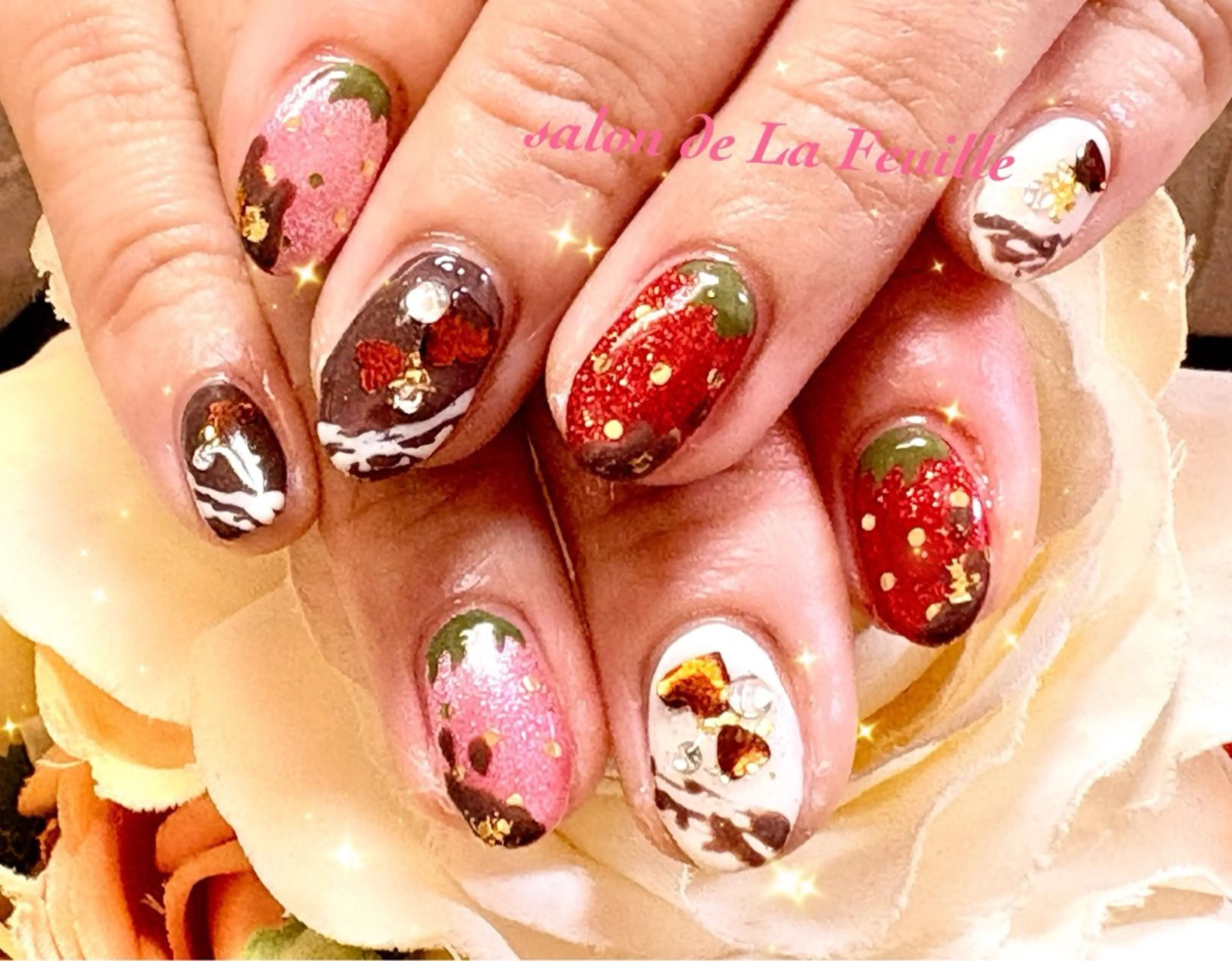 ショート サロンドラフィーユ LAFEUILLEのネイルデザイン