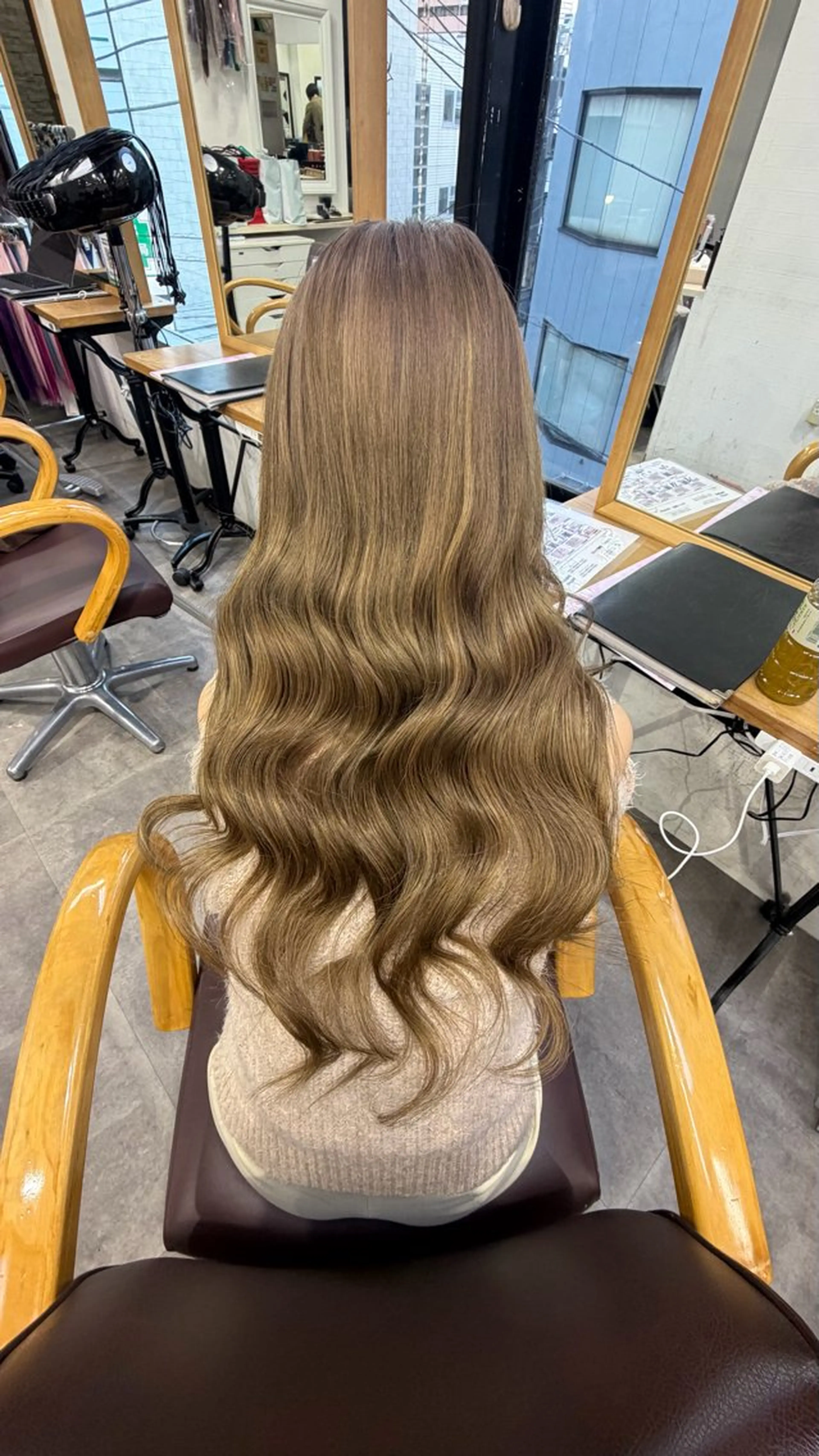 カラー U-topia 🌺井出萌菜🌺のヘアスタイル