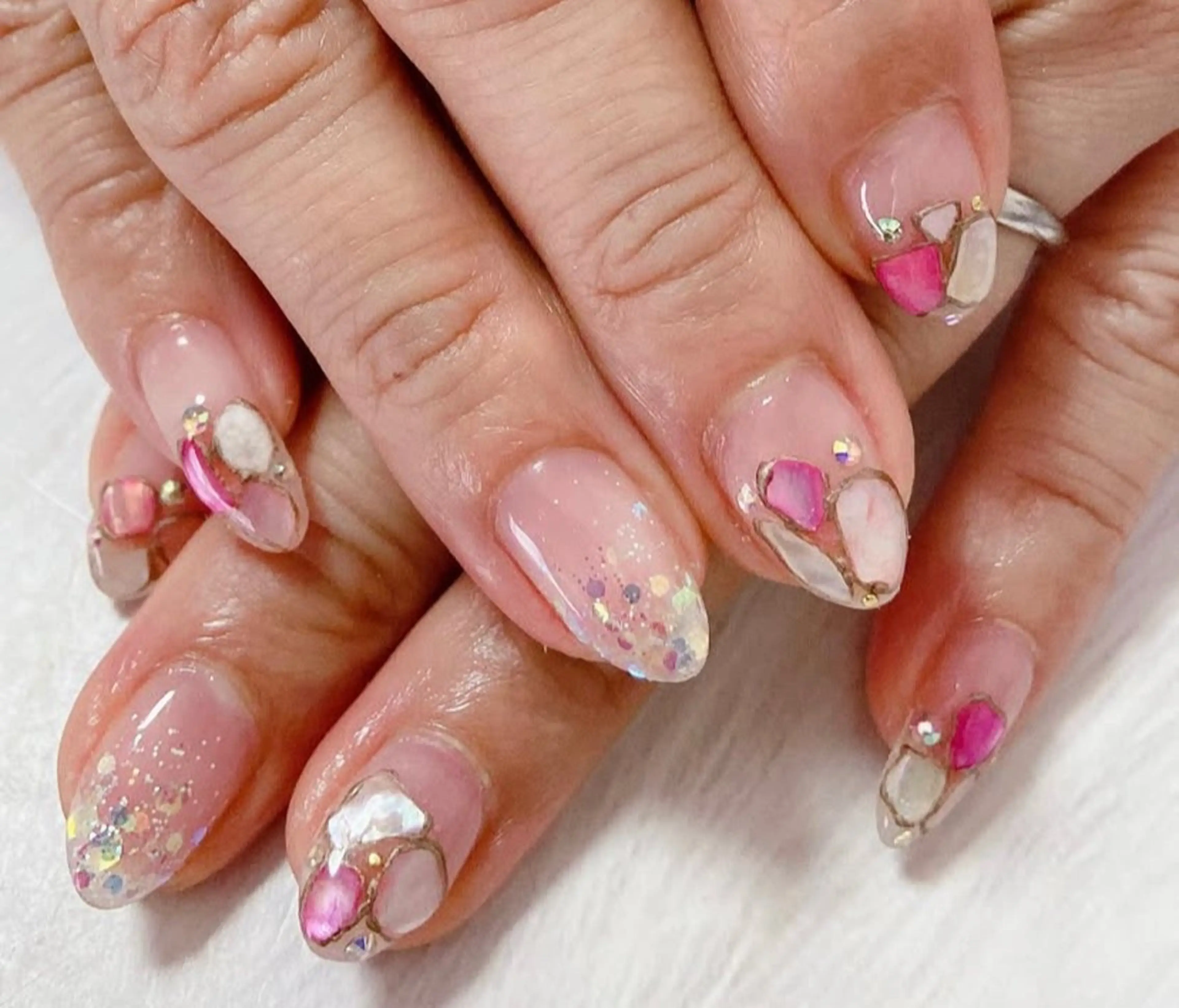 ネイル グラデーション ラメ(グリッター) ラメグラデーション nail salon Berry所属・前田 りかのネイルデザイン