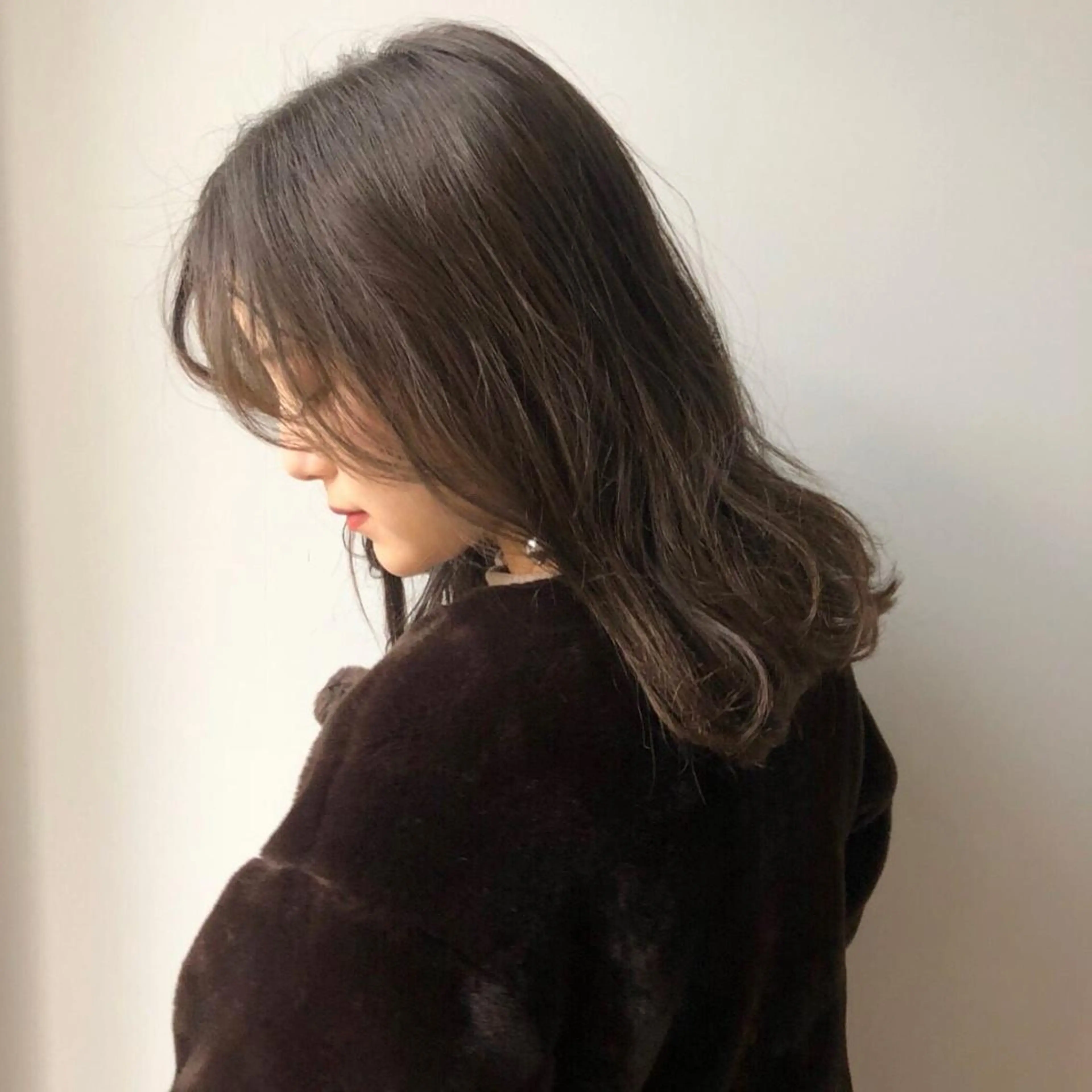 ミディアム カラー 日々所属・谷 大地のヘアスタイル