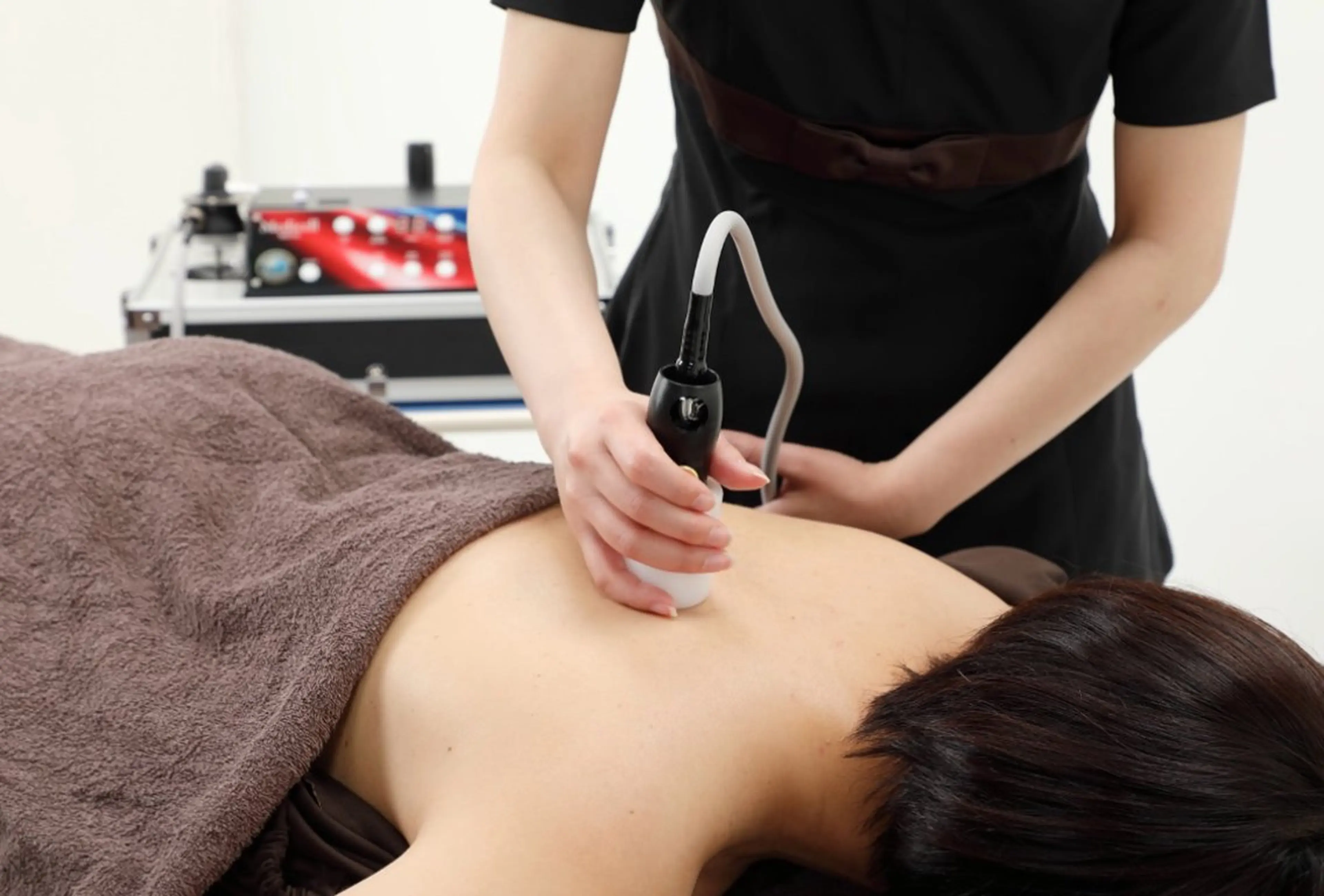 【上半身集中】肩こり詰まりスッキリ◎筋膜吸引×アロマリンパ60分の写真