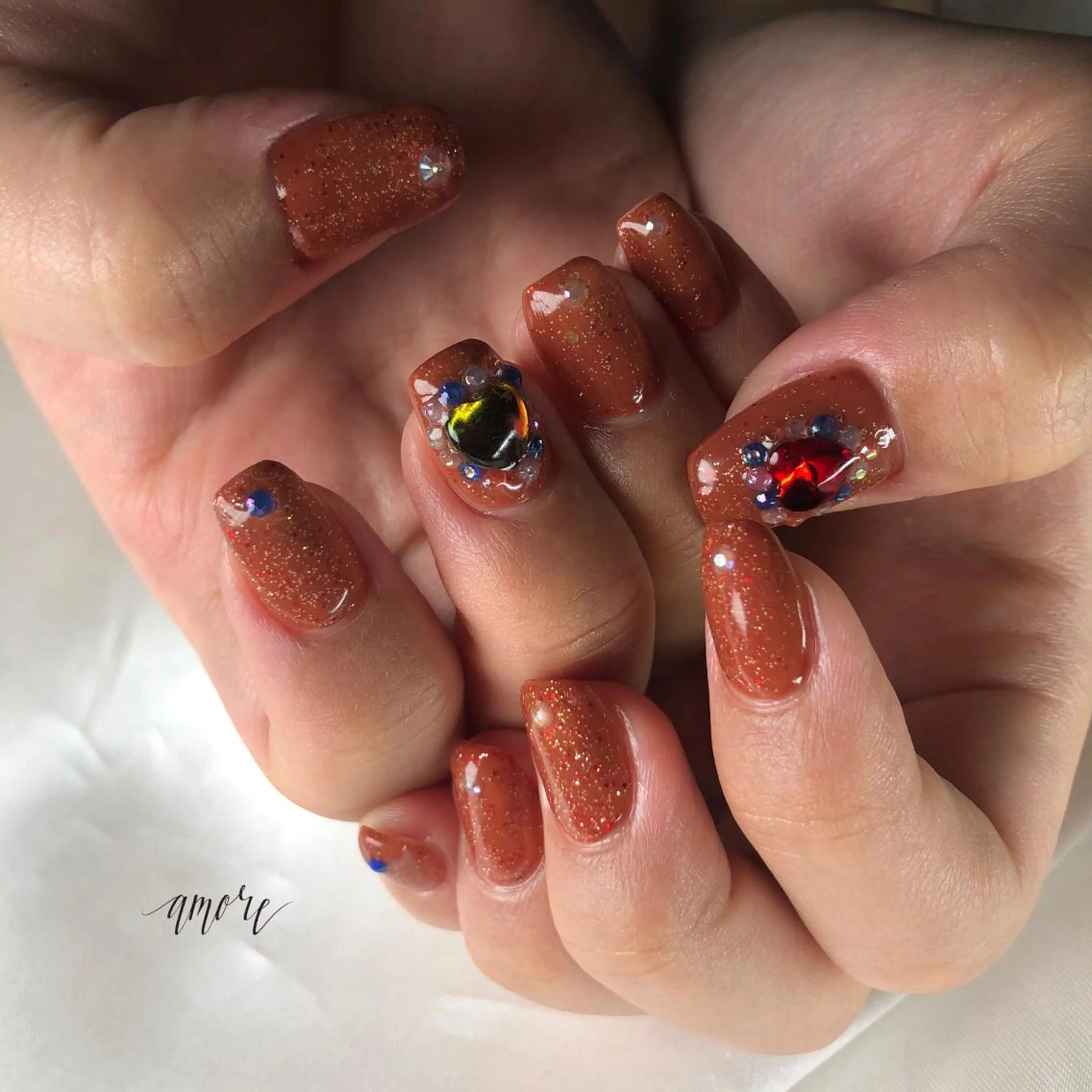 ネイル ジェルネイル 氷ネイル・うるうるネイル キラキラネイル マグネットネイル ミラーネイル You kyehwaのネイルデザイン