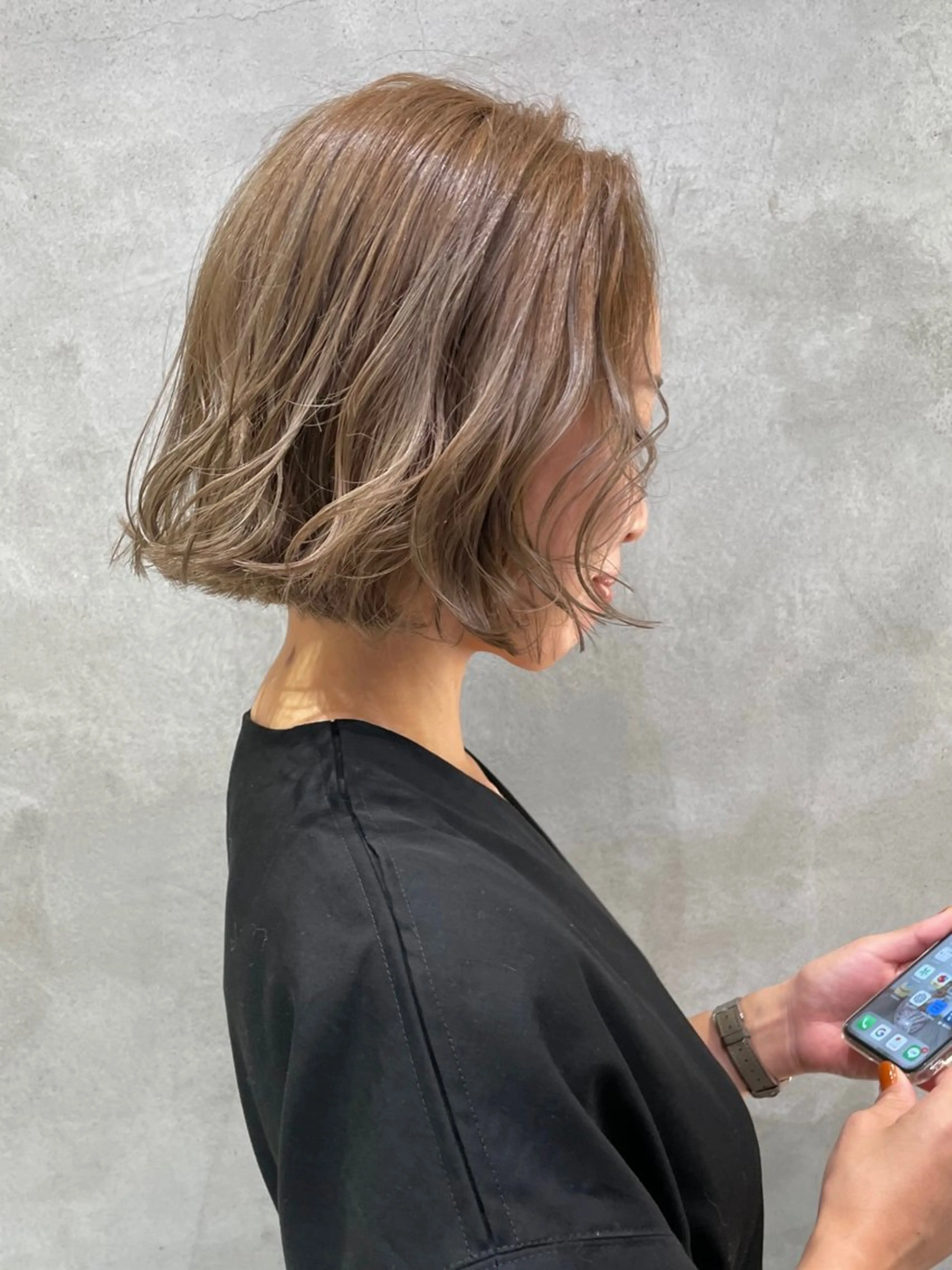 ショート ボブ カット ヘアカラー トリートメント 本田 奈穂美のヘアスタイル