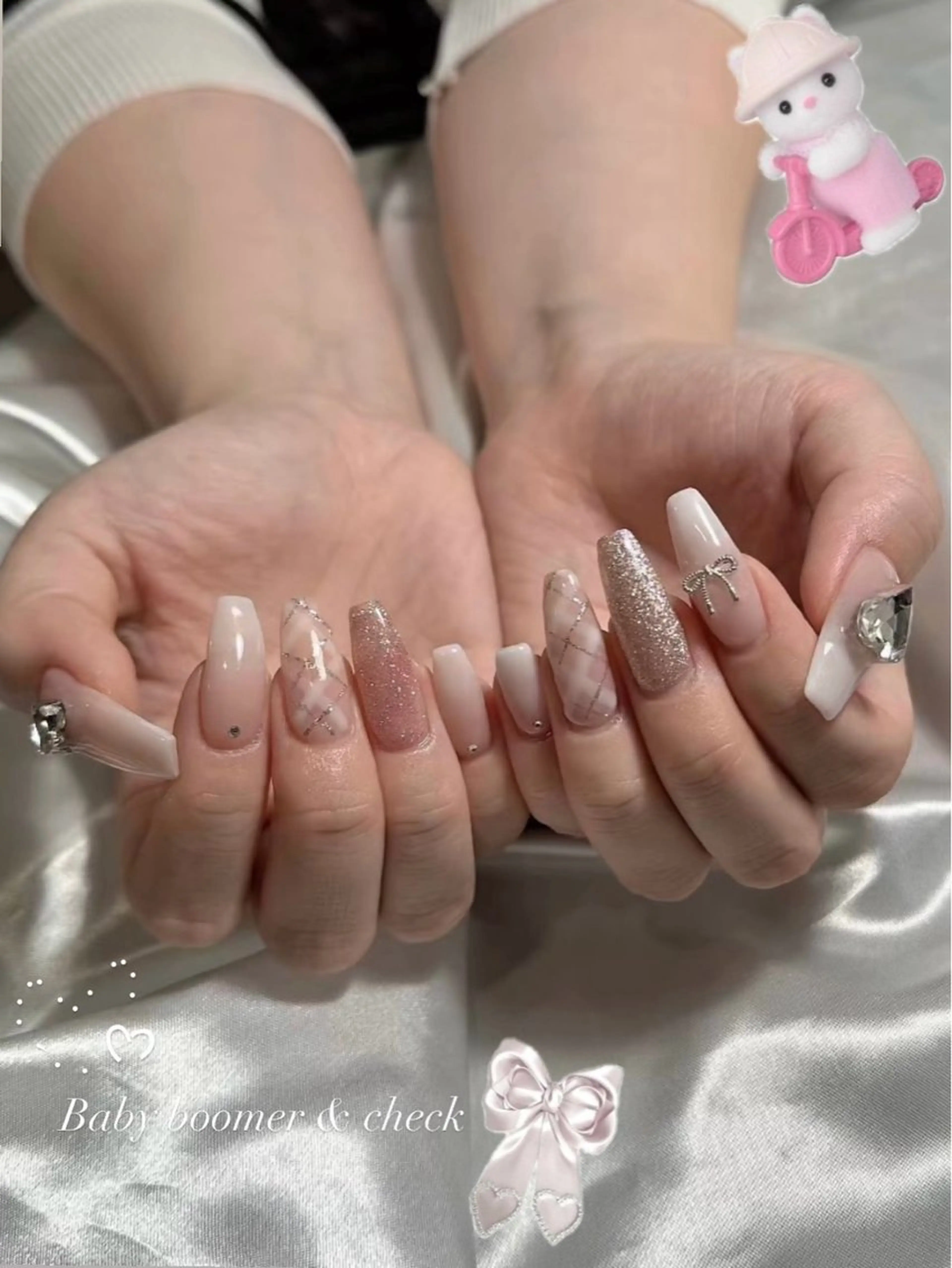 ネイル ハンドネイル tsuki🎀ワンホ ン🍒ガーリー🪄のネイルデザイン