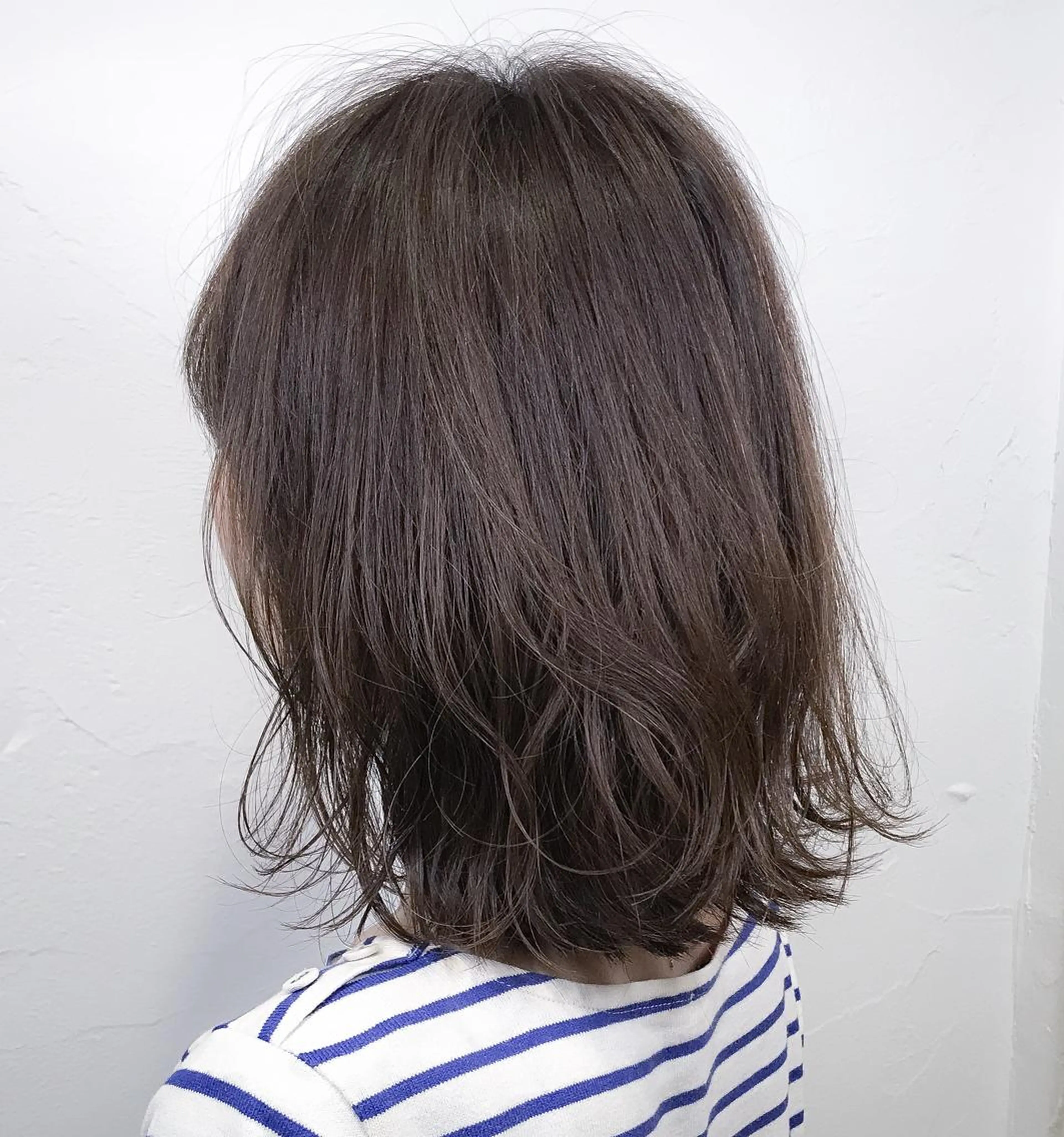 ミディアム 森光みやび / WILLOW京橋のヘアスタイル