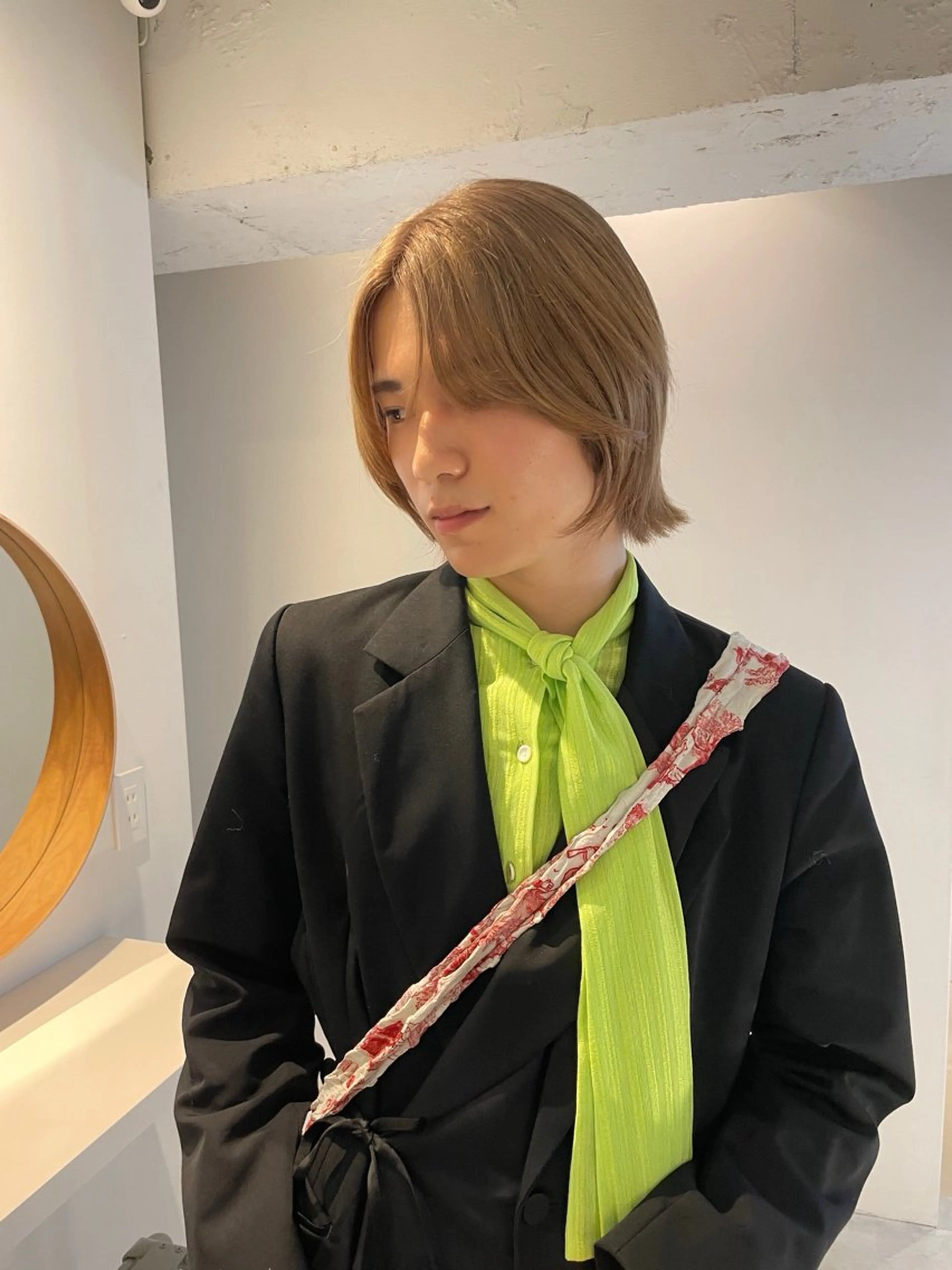 メンズ メンズハイトーン カット ヘアカラー メンズ特化⚜️ 藤原あずさのヘアスタイル