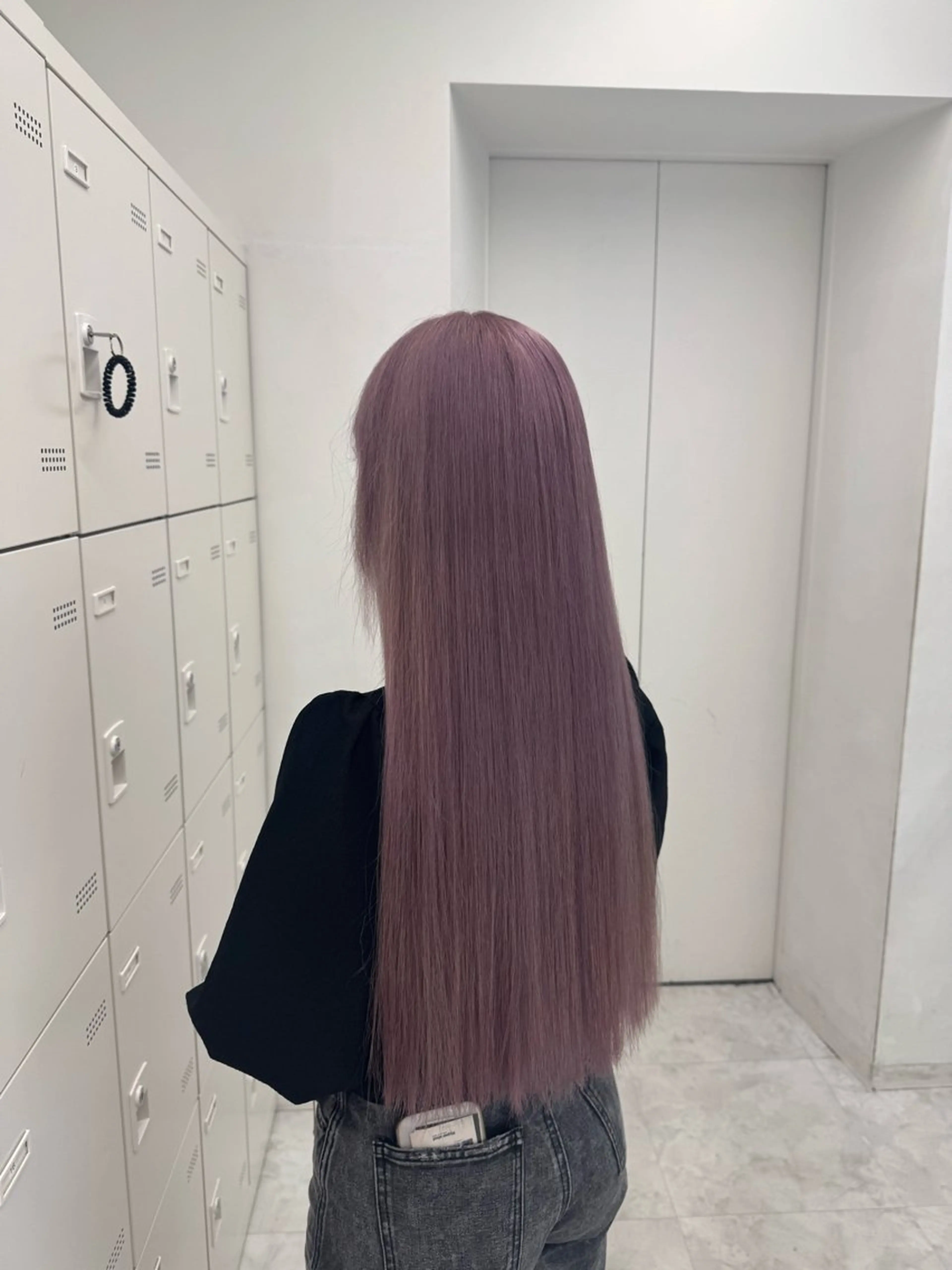 ロング カラー ヘアアレンジ ヘアカラー トリートメント ヘッドスパ ヘアセット ハイトーン艶カラー 🤍ゆうひのヘアスタイル