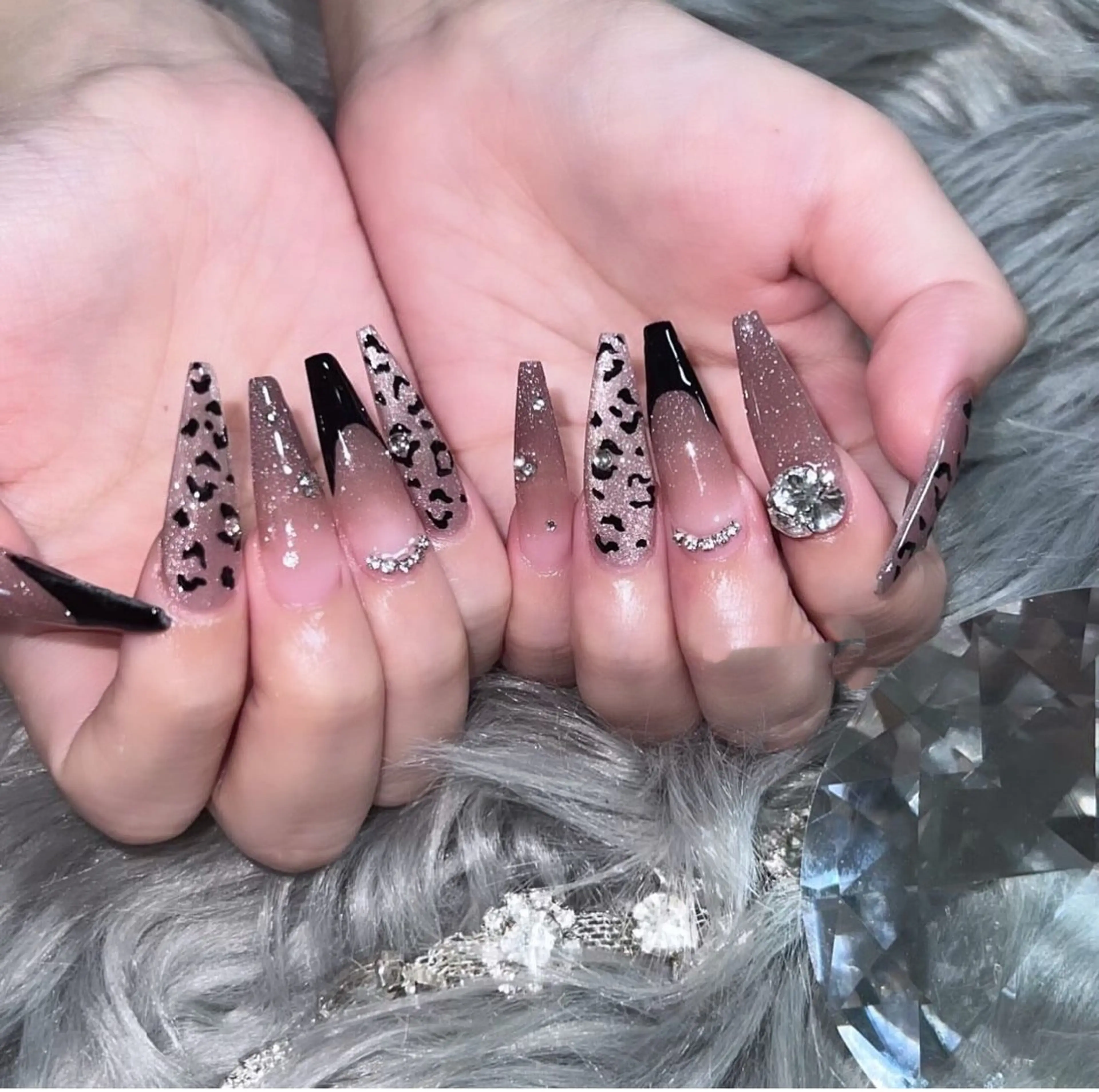 ネイル ハンドネイル ドリスネイルサロン所属・Doris Nail Salonのネイルデザイン