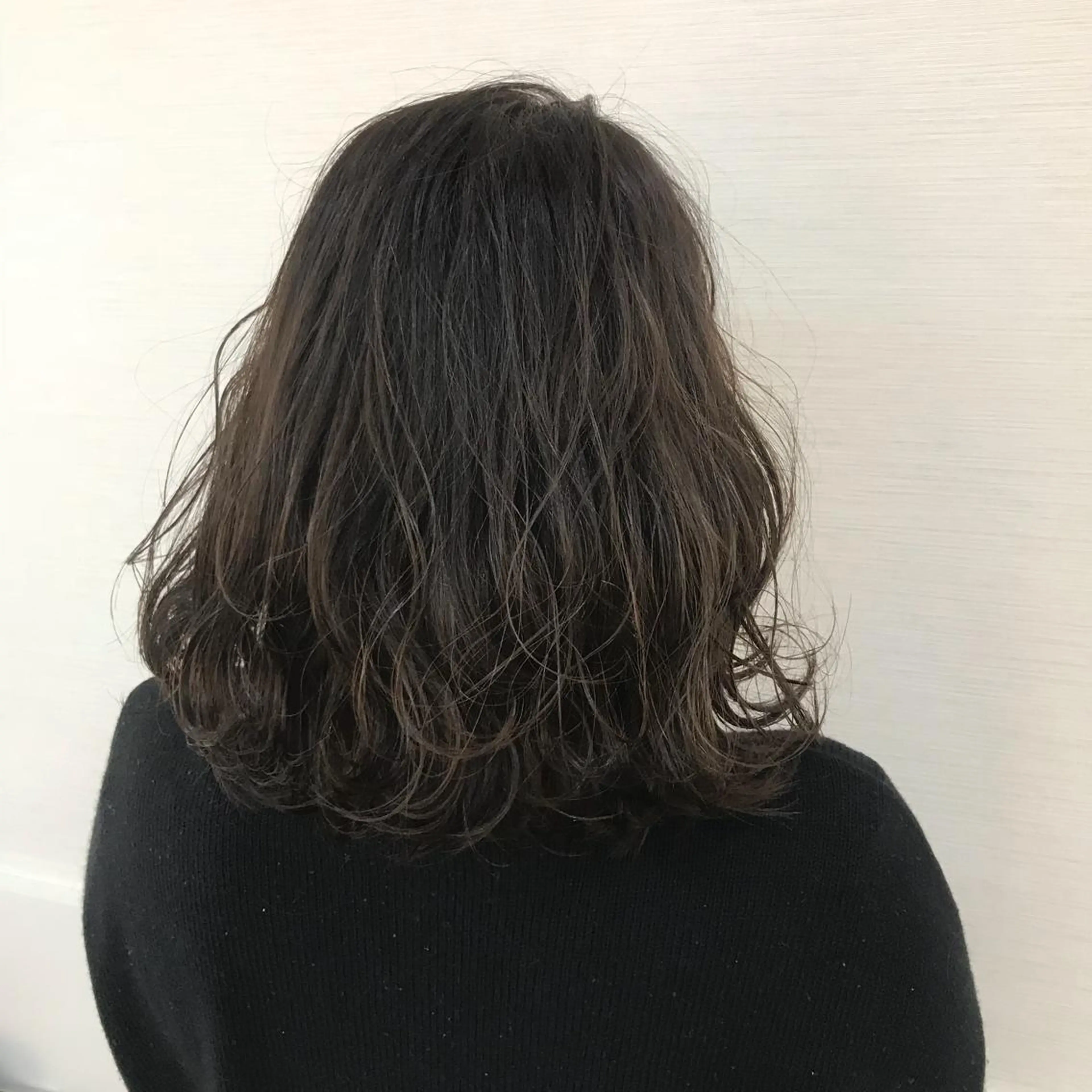 ミディアム カラー ハイライト✖️ 暗髪🤎Nahoのヘアスタイル