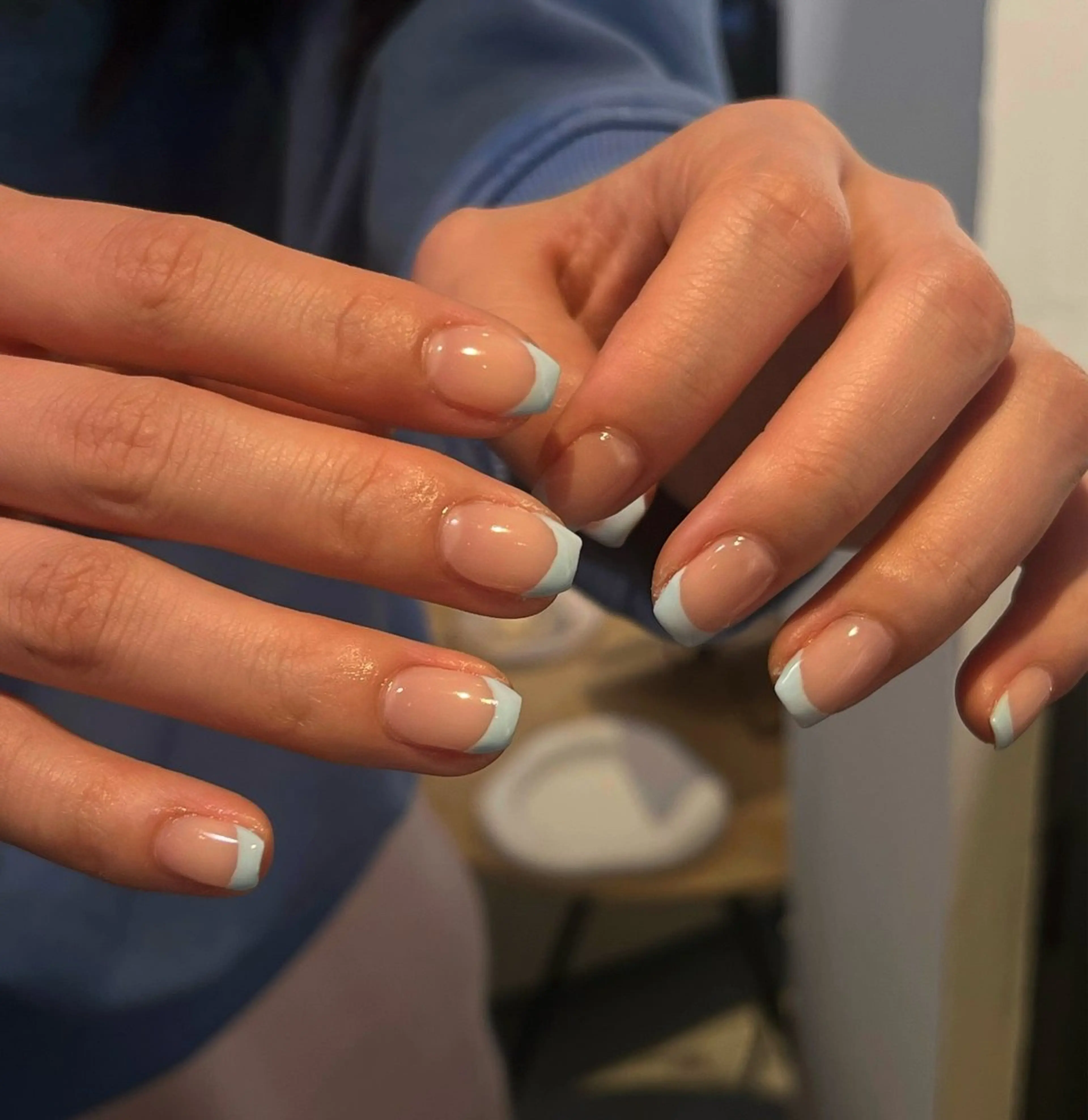 ネイル フレンチネイル ハンドネイル kelly Airiのネイルデザイン