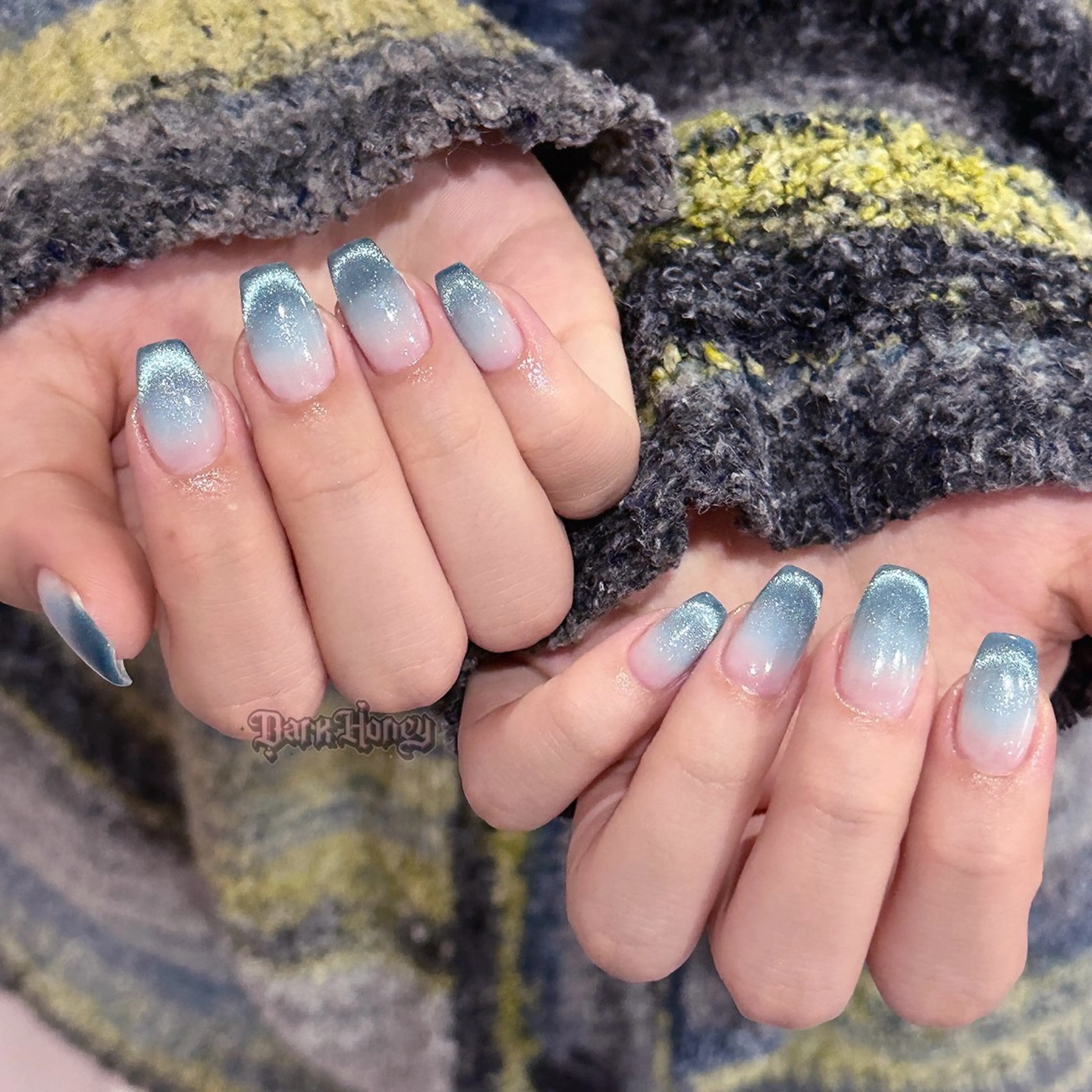 ネイル ハンドネイル Dark honey スカルプ専門原宿店のネイルデザイン