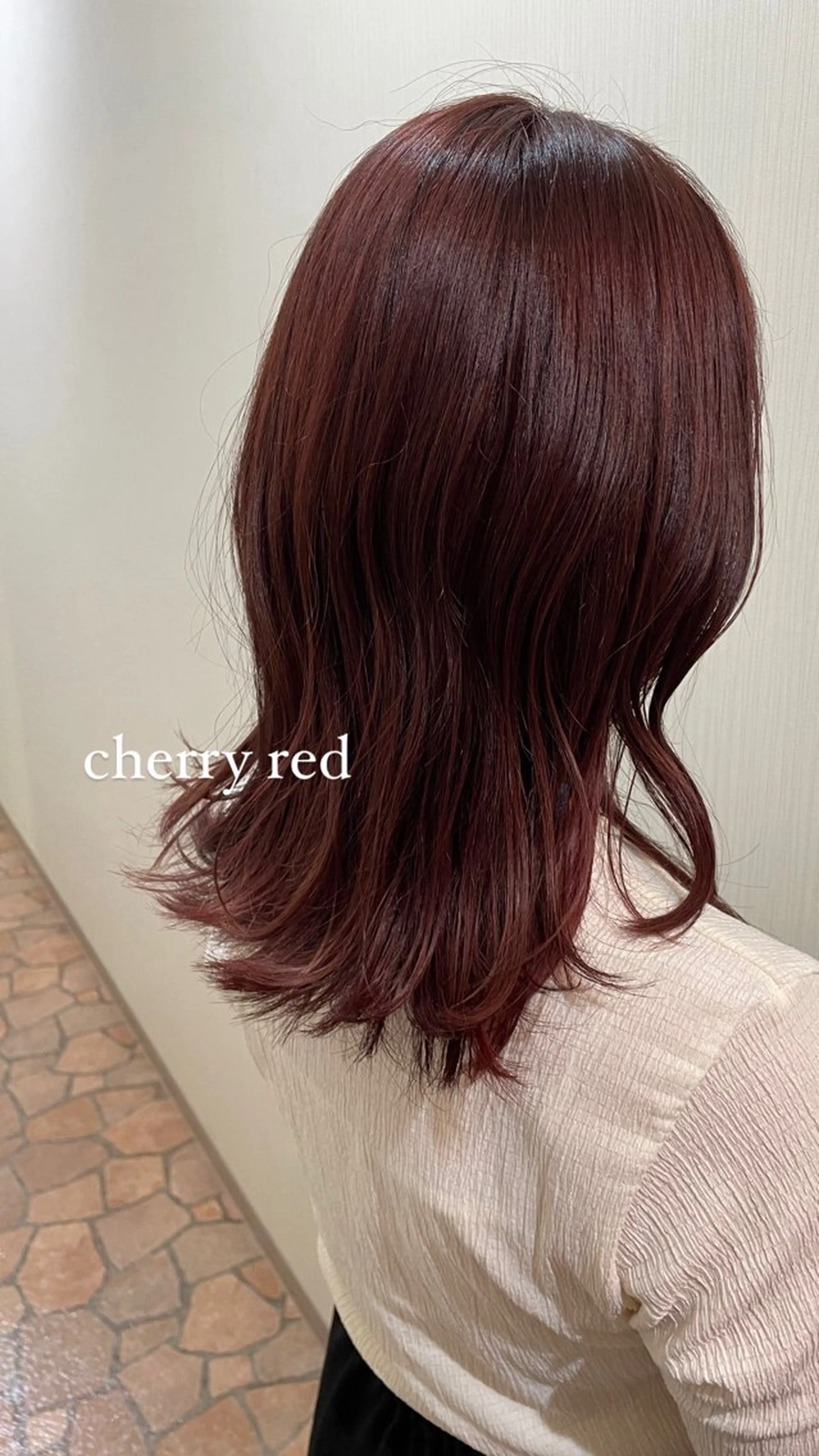 セミロング カラー ミウラナツサ /レイヤーカットのヘアスタイル