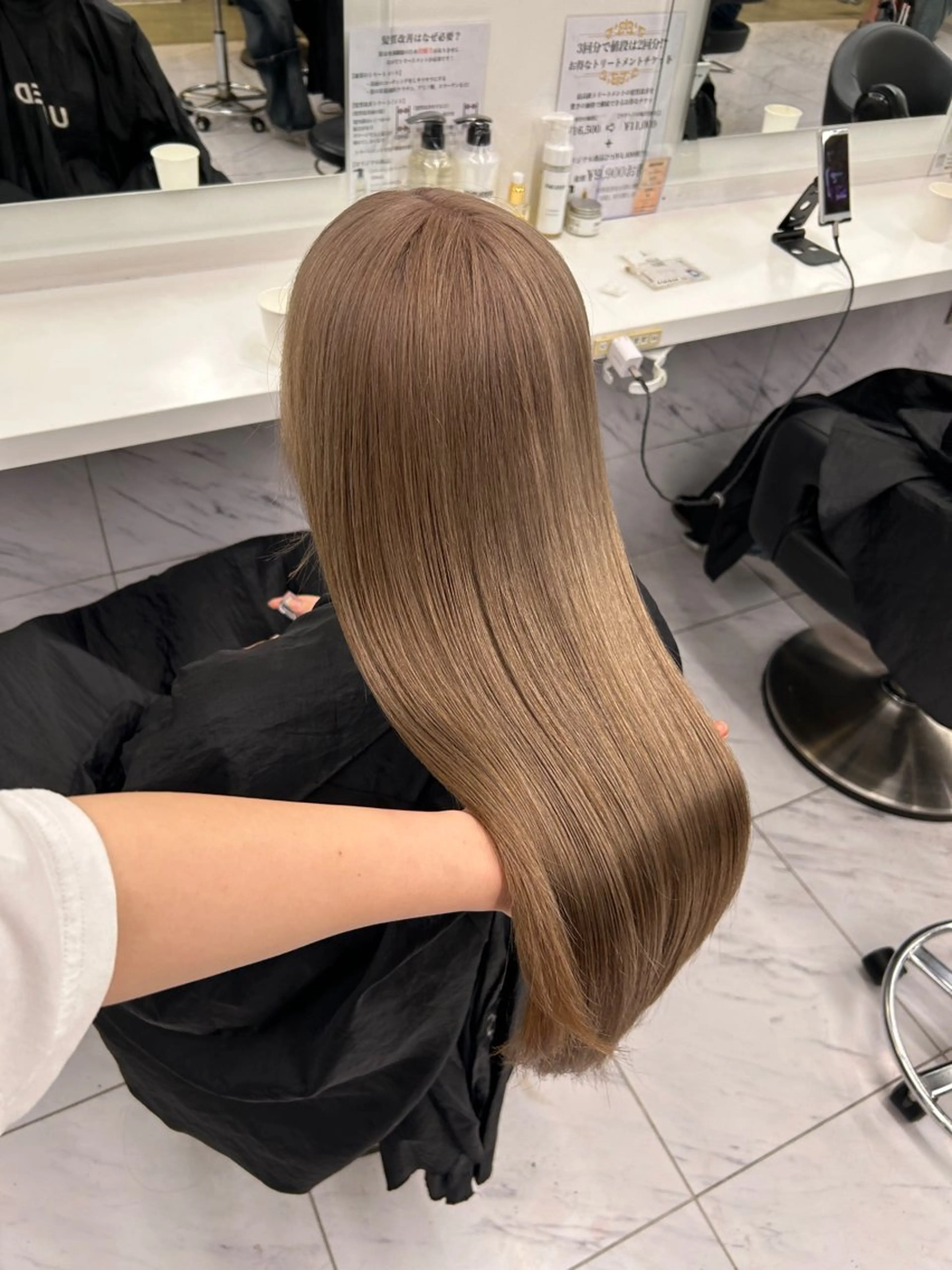 カラー ヘアカラー トリートメント ヘッドスパ ヘアセット 🤍レイヤーカット/ ベージュヘア🤍のヘアスタイル