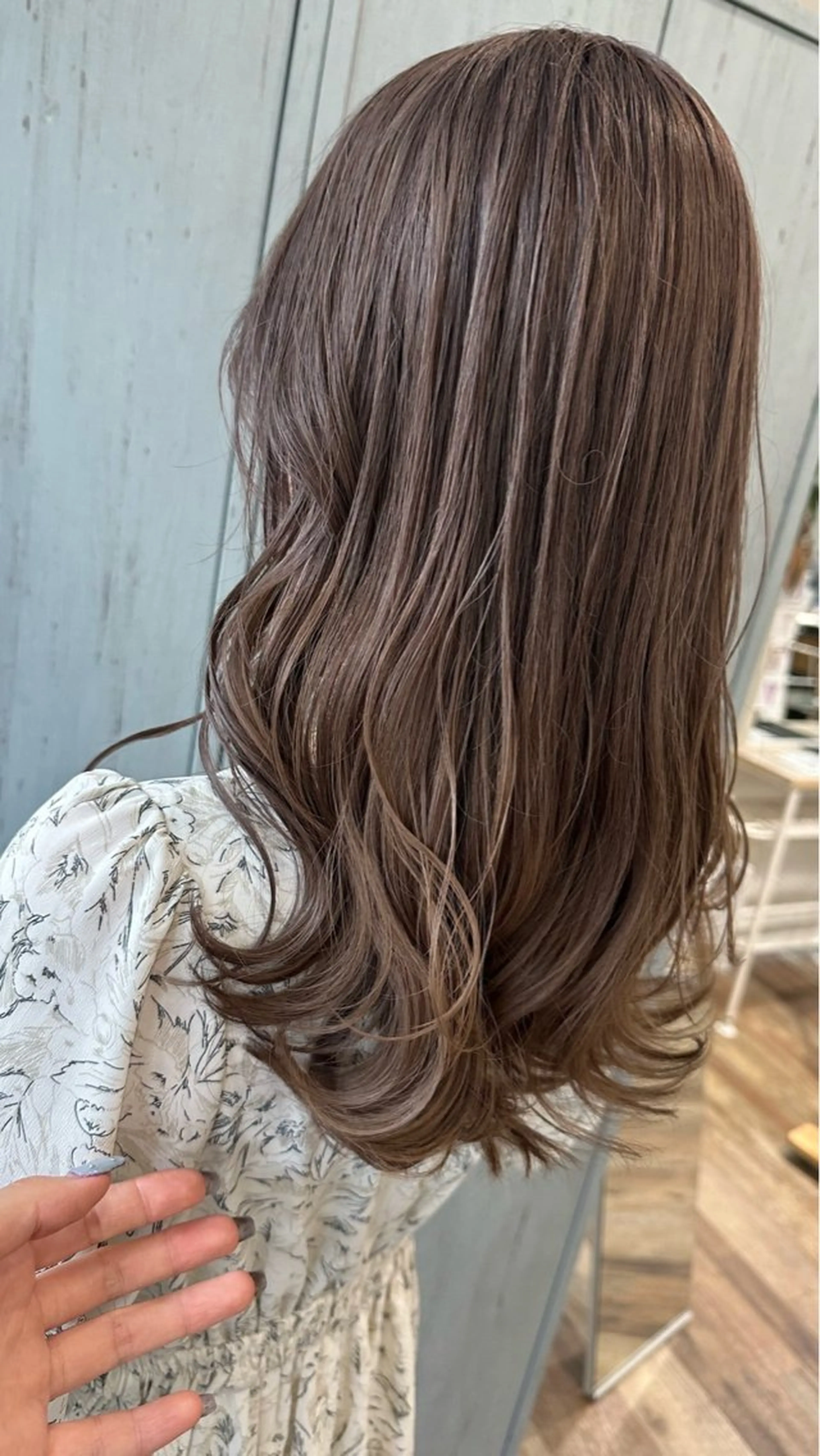 セミロング suzuka/透明感 カラー 美髪縮毛矯正のヘアスタイル