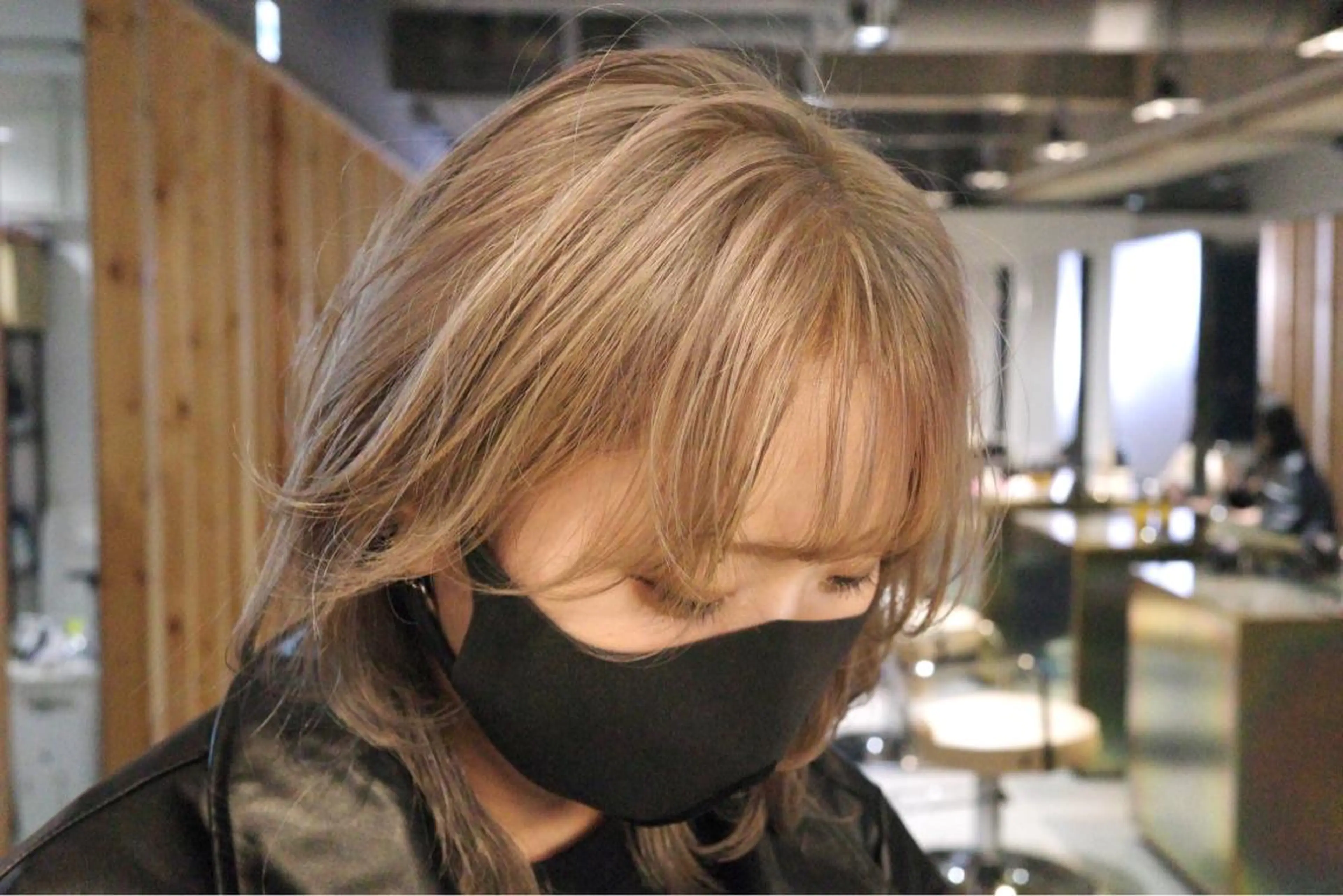 ミディアム カラー カット ヘアカラー トリートメント よしだ とおいのヘアスタイル