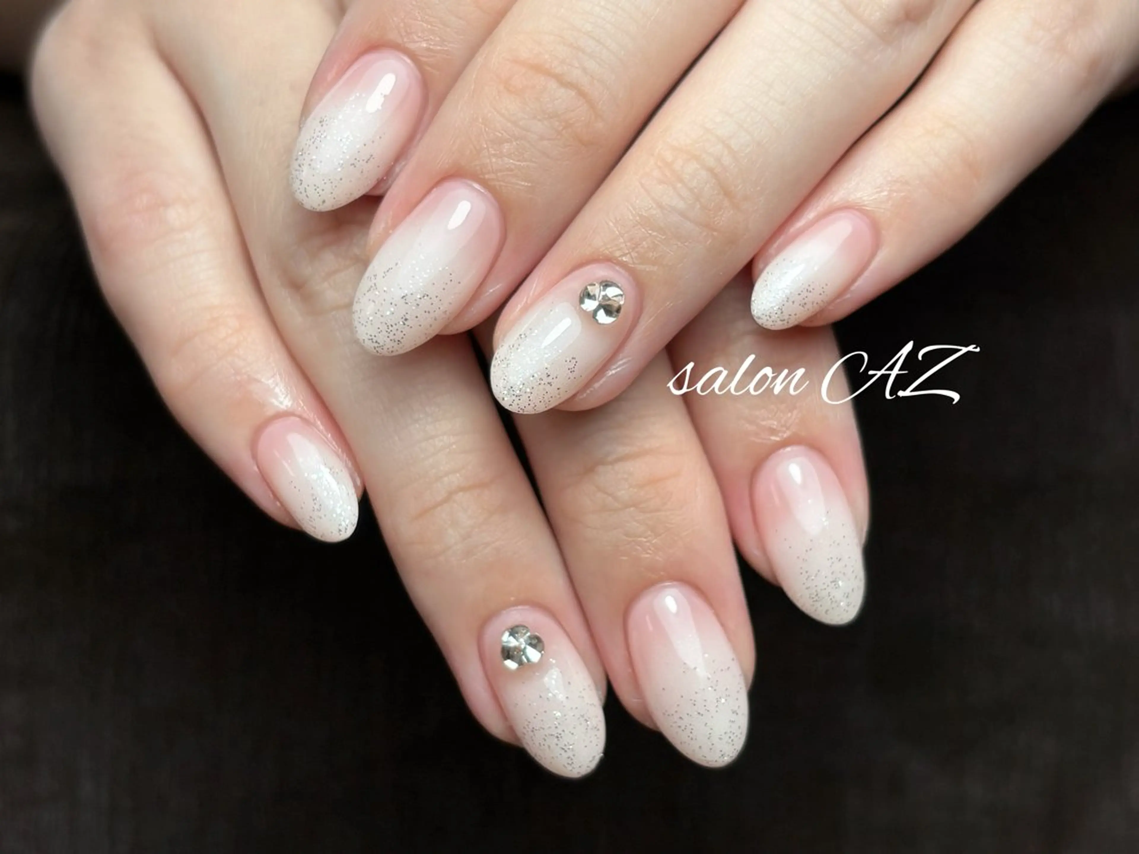 ネイル アートネイル 長さ出し フットネイル フレンチネイル ジェルネイル ハンドネイル salon AZのネイルデザイン