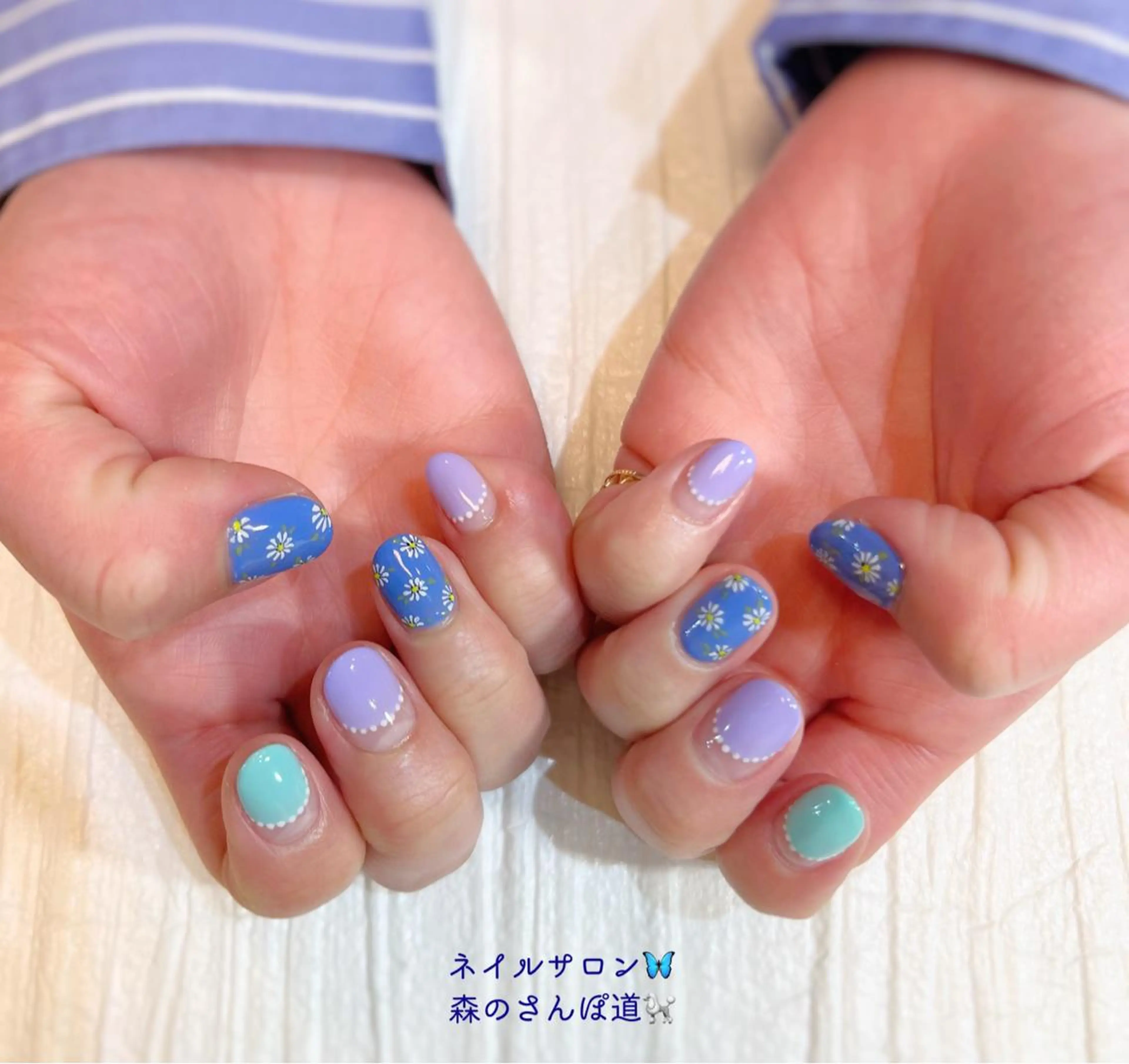 ネイル 森のさんぽ道所属・ショートネイル 森のさんぽ道のネイルデザイン