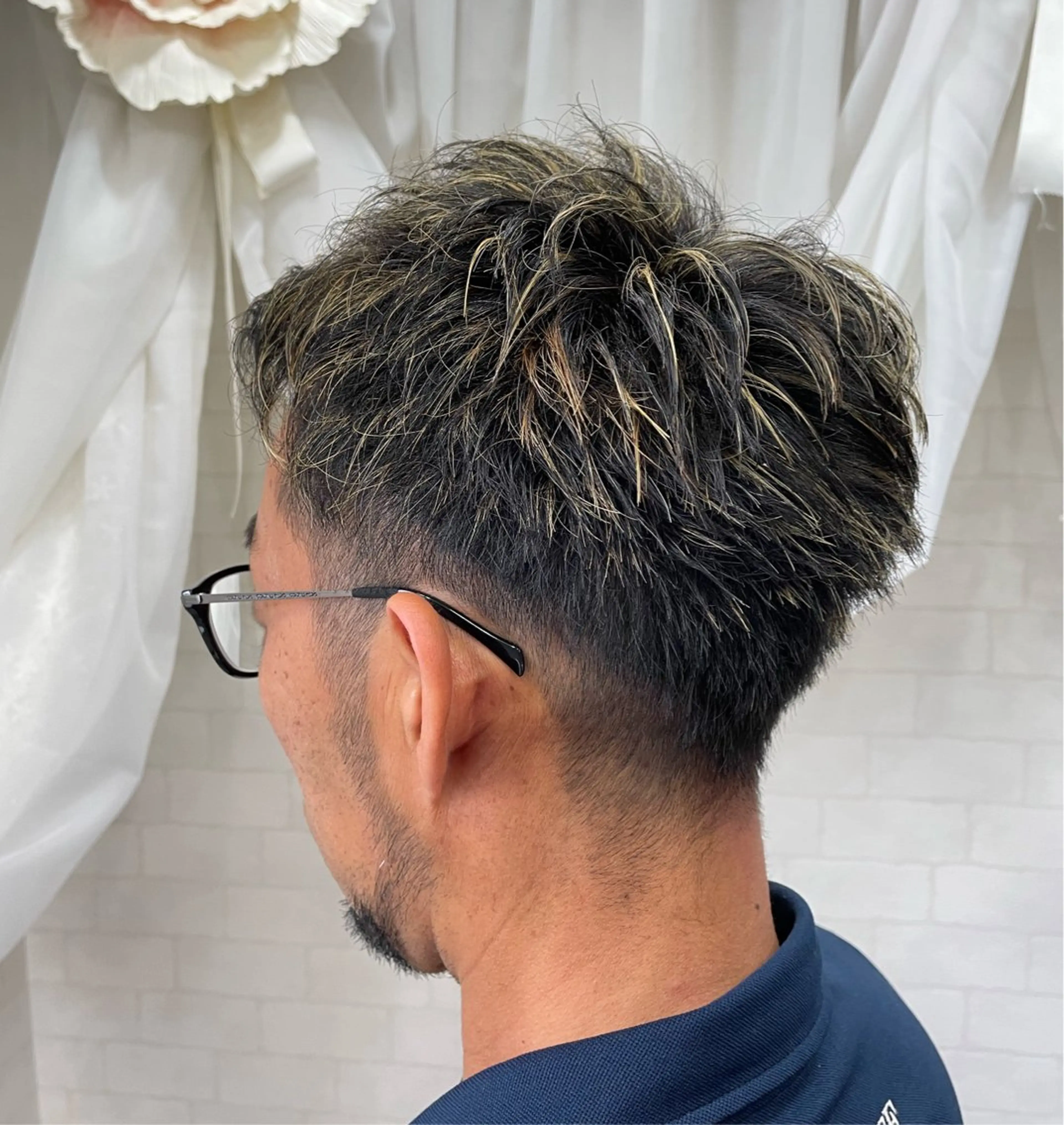 ショート カラー メンズ アップバング メンズハイライト ハイライトカラー ハイライト ショートヘア カット ヘアカラー Hair  create Mano所属・堀一樹/ メンズヘア/パーマのヘアスタイル