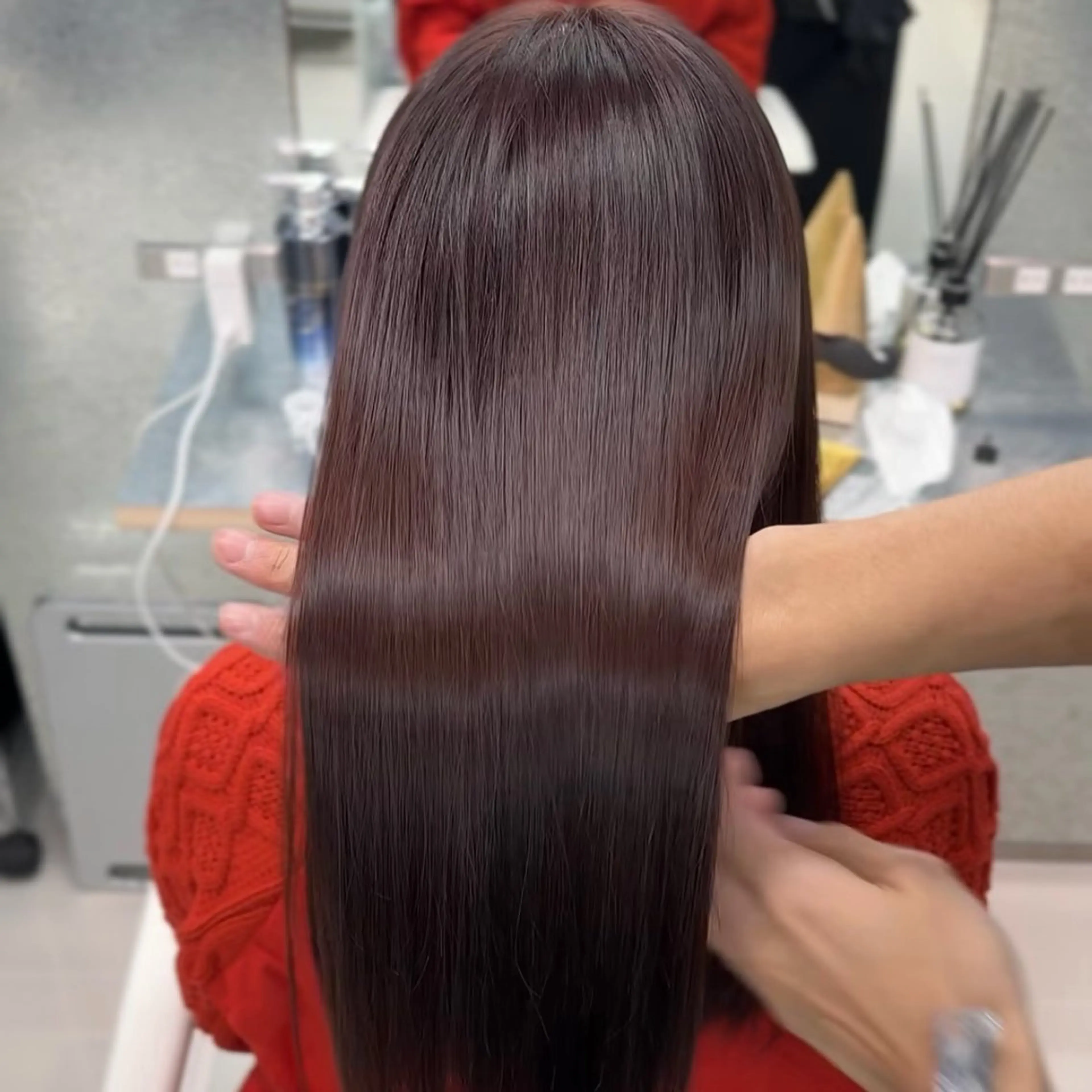 セミロング くせ毛 TRUNS所属・広がり・パサつき改善 /ツヤ美髪/こうたのヘアスタイル