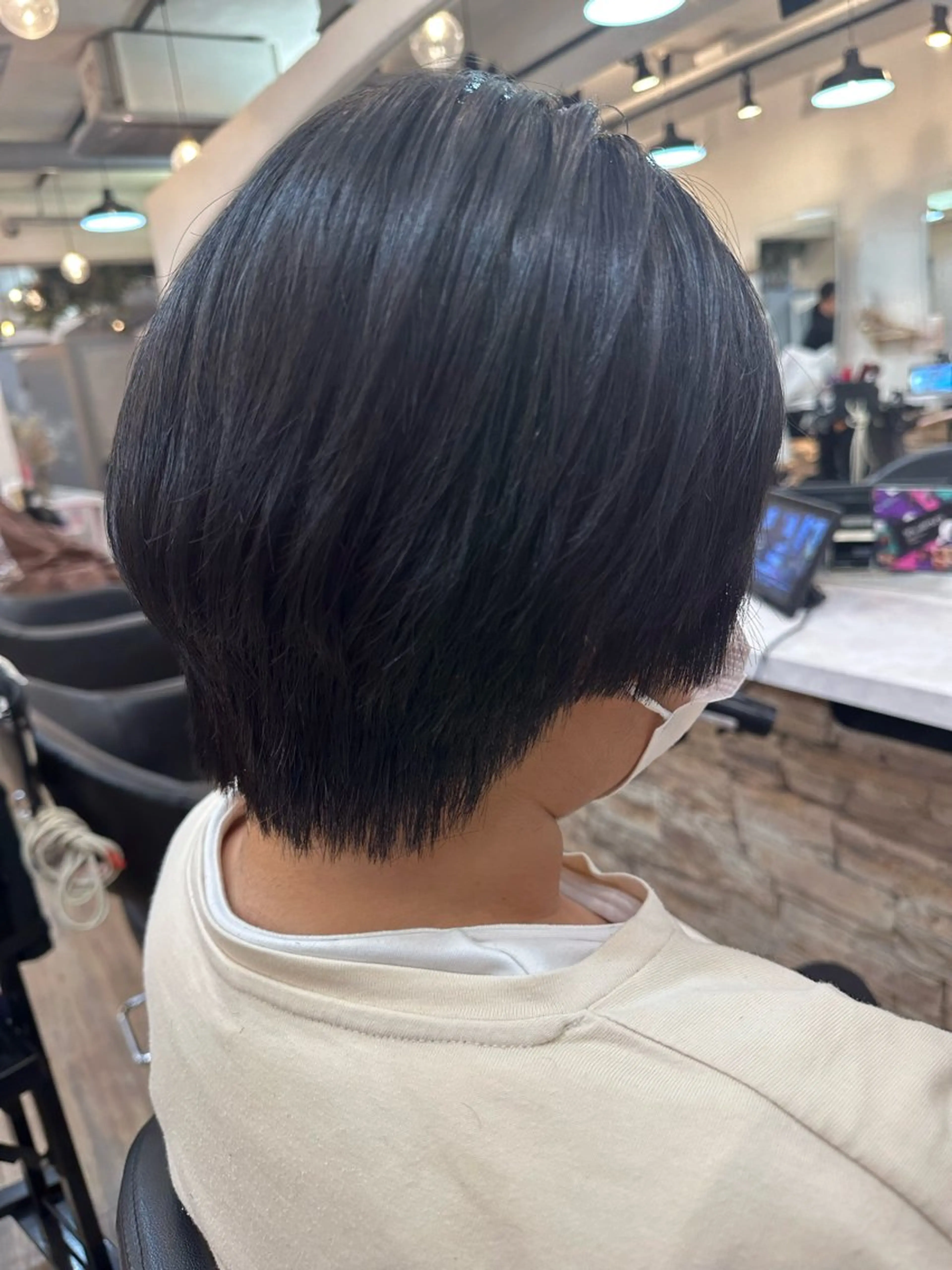 ショート 縮毛矯正 カット 縮毛矯正 sato ayaka ｜透明感カラー🫧のヘアスタイル