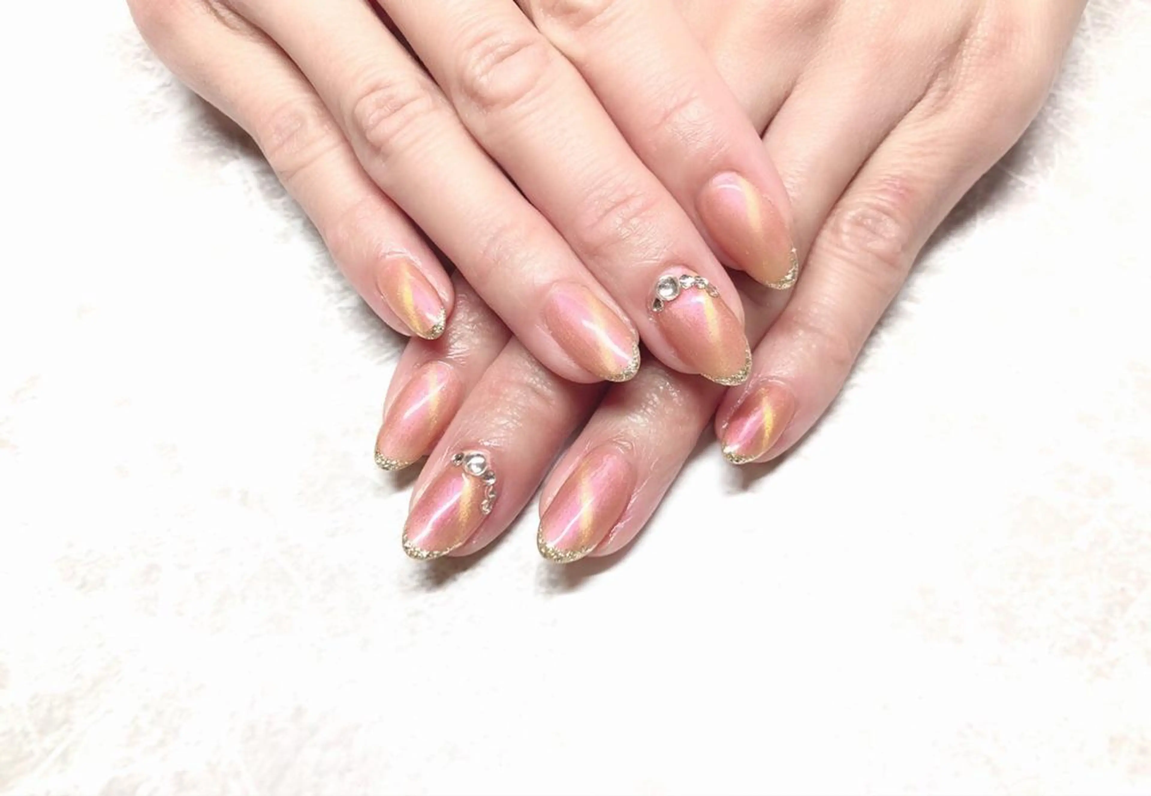 ネイル ハンドネイル マジックミラー所属・マジック ミラーのネイルデザイン