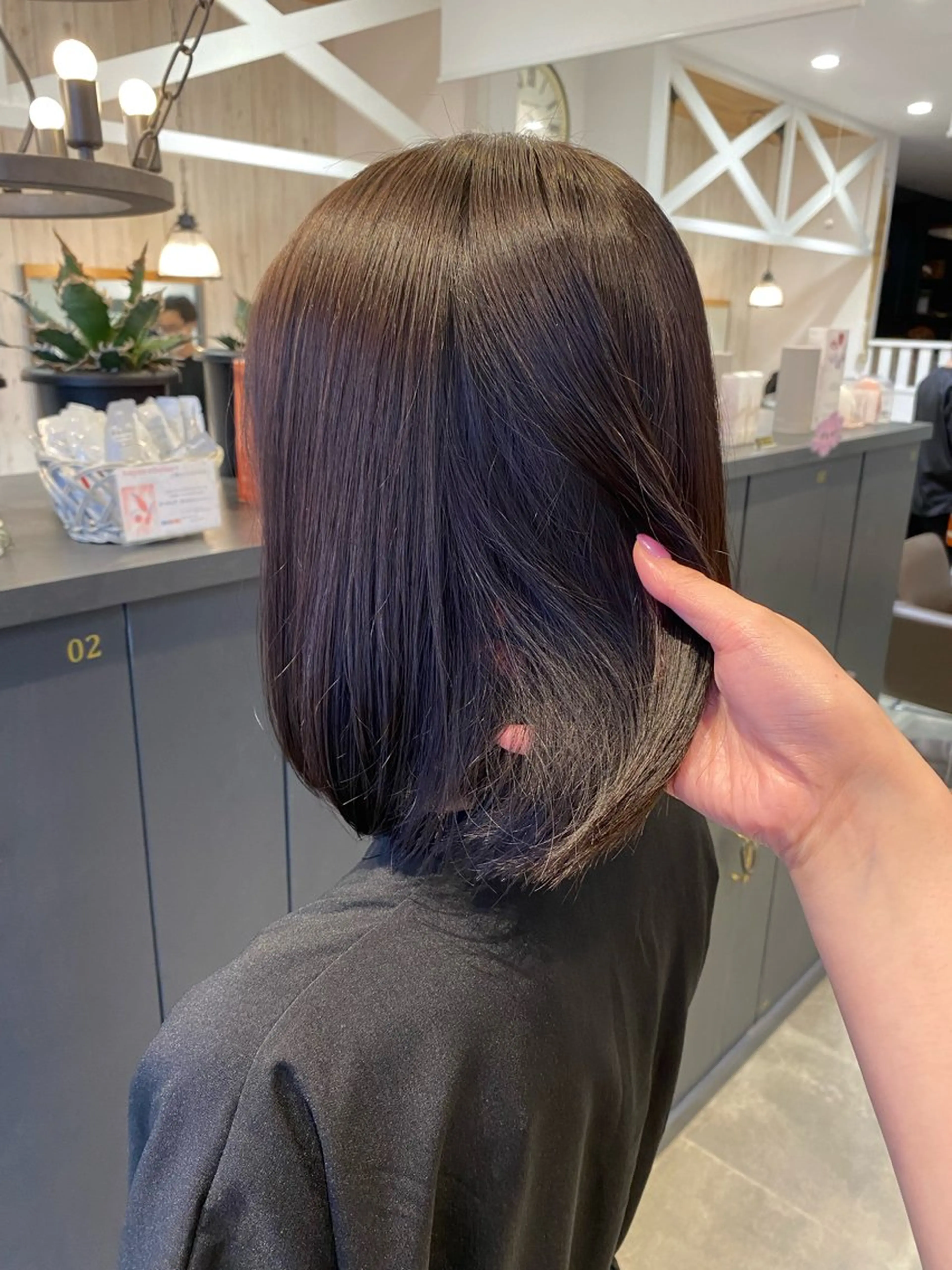 ミディアム カラー ブラウンカラー ラベンダーカラー ラベンダーブラウン 柴田 枝利子のヘアスタイル