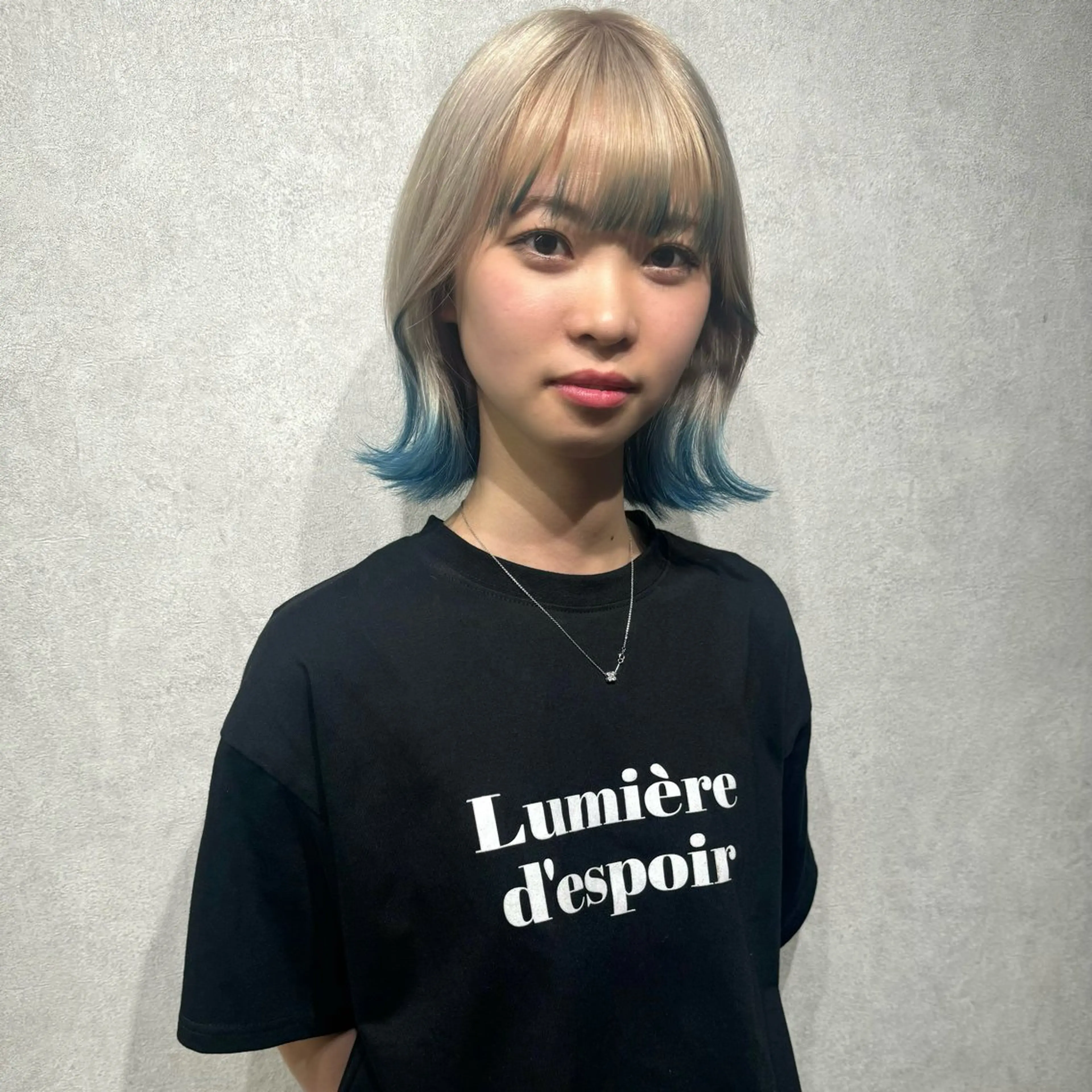 ミディアム カラー IwAsh  大和駅店所属・shiho .のヘアスタイル