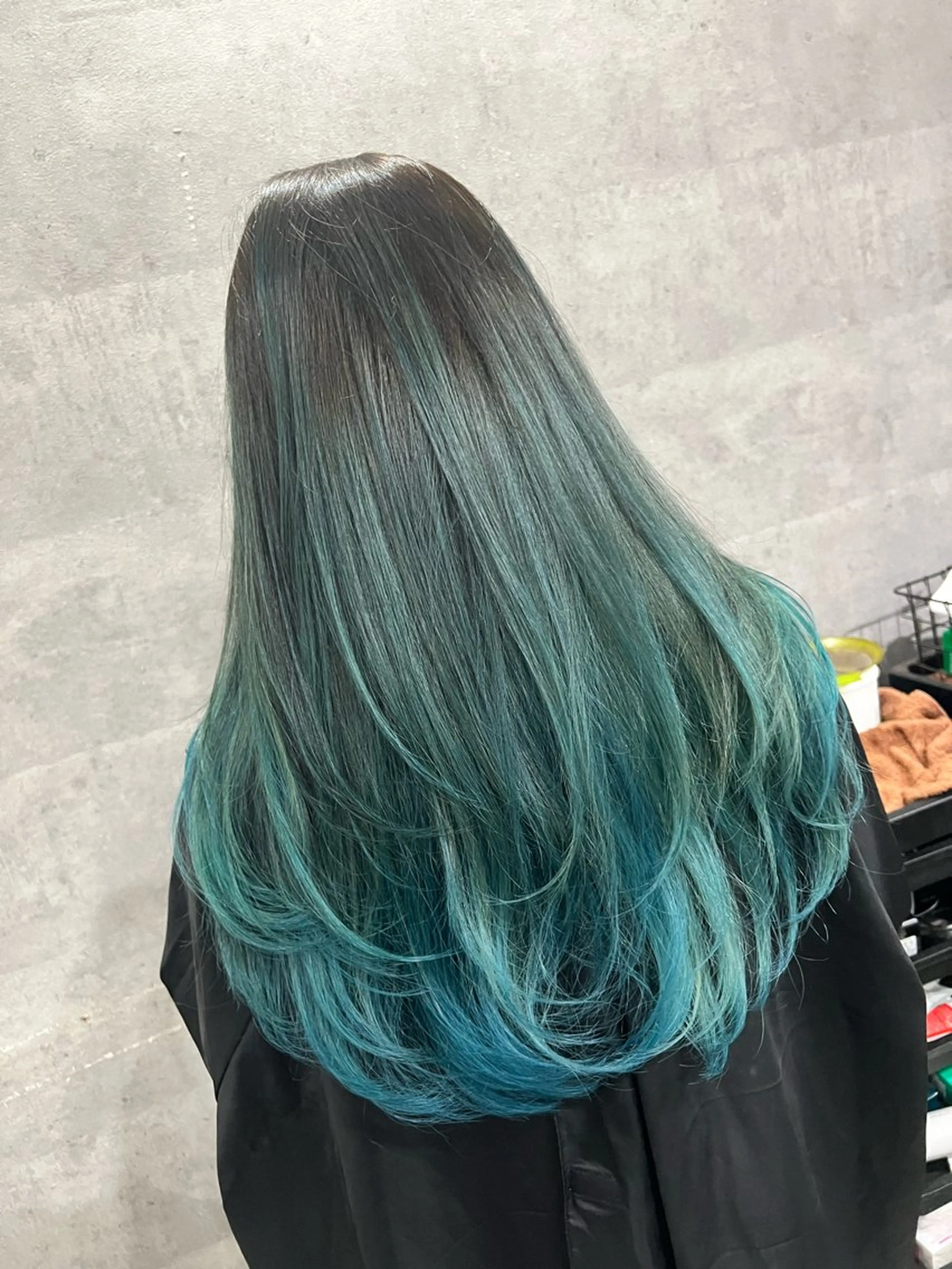 ロング レイヤーカット ヘアカラー 'Oli所属・寺嶋 貴大のヘアスタイル