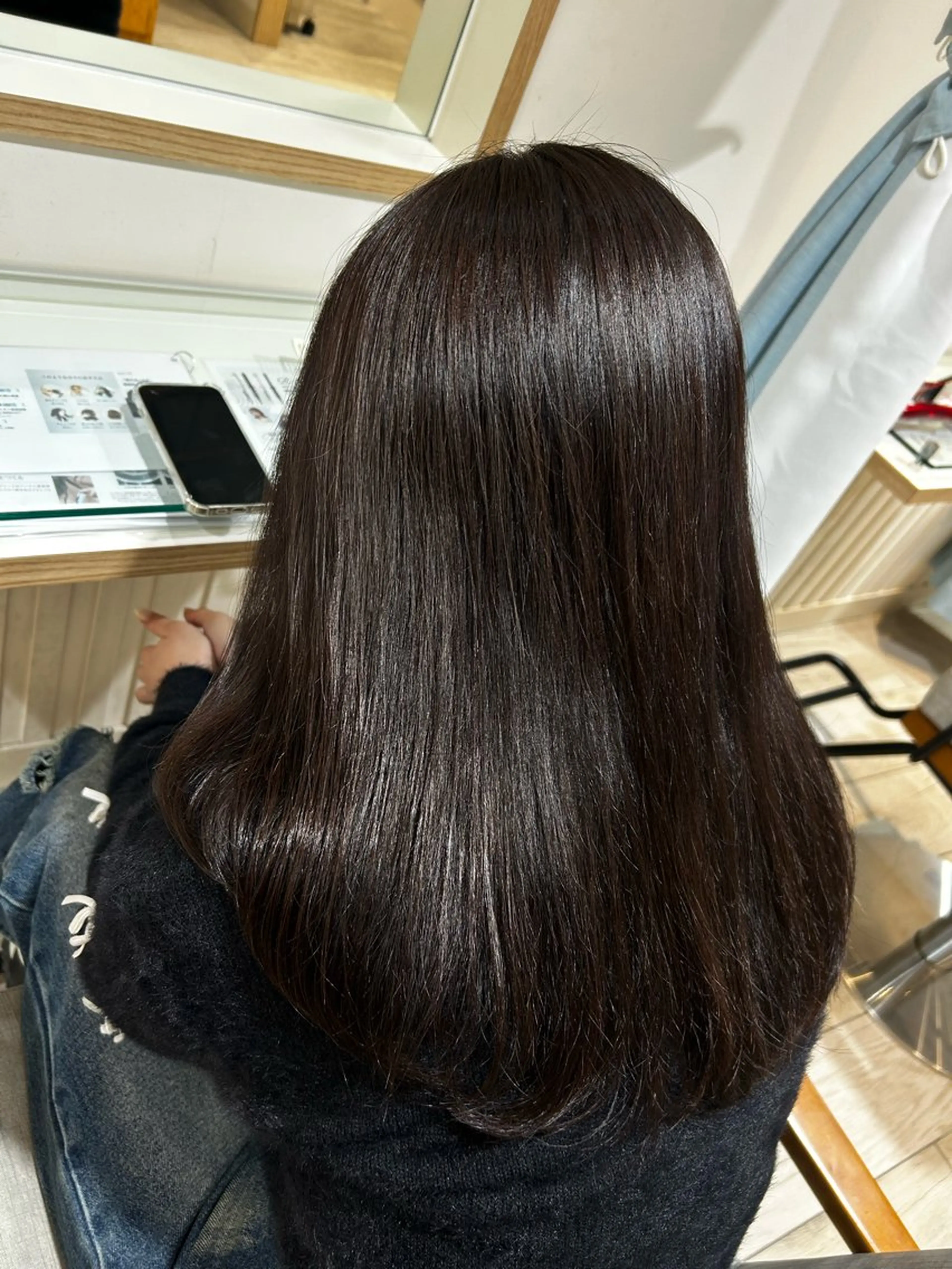 セミロング カラー ブリーチ ラベンダーカラー カット ヘッドスパ 大川 夏実のヘアスタイル