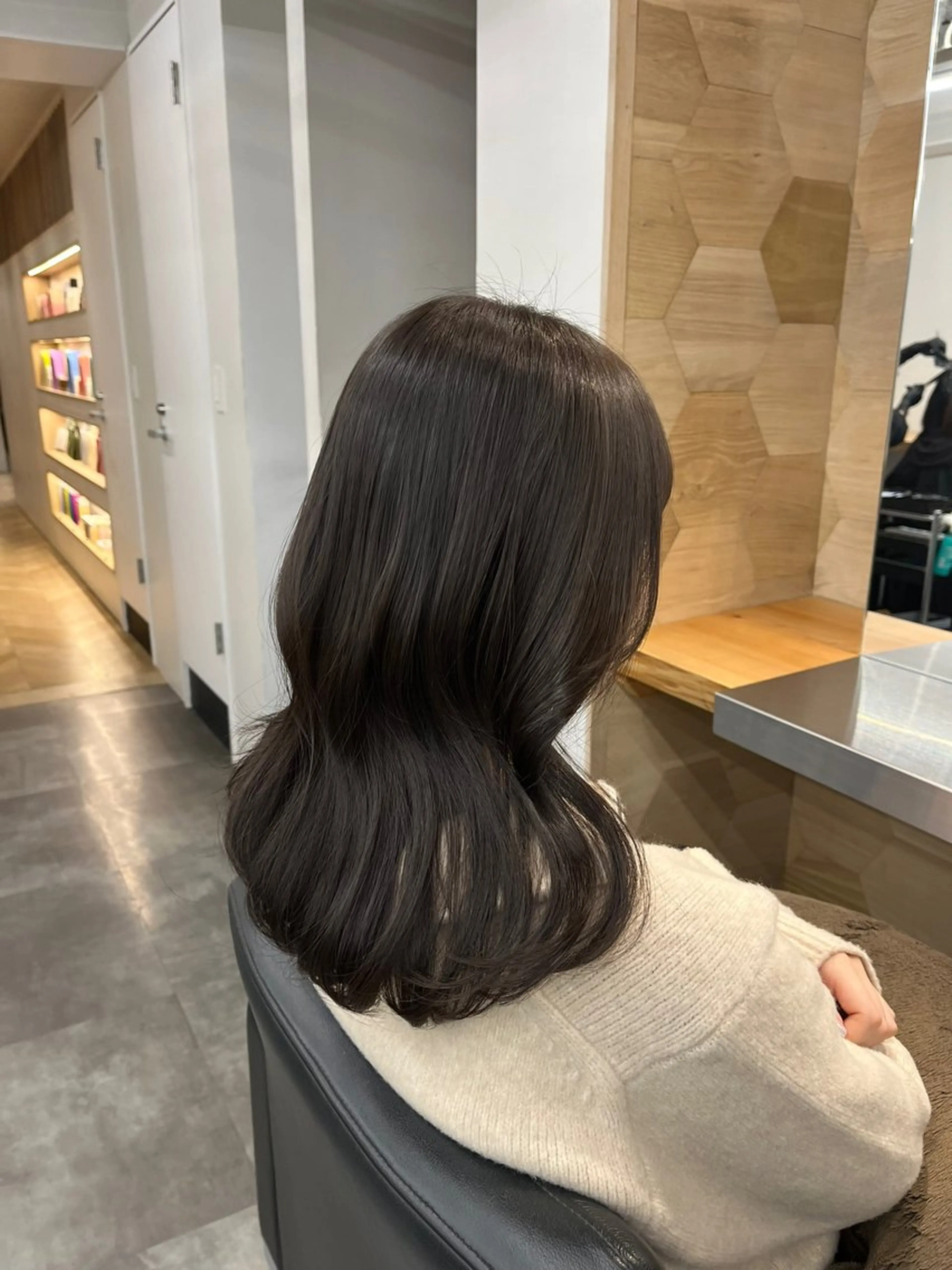 セミロング カラー 透明感カラー ヘアカラー トリートメント 銀座 透明感カラー 🌿Hitomiのヘアスタイル