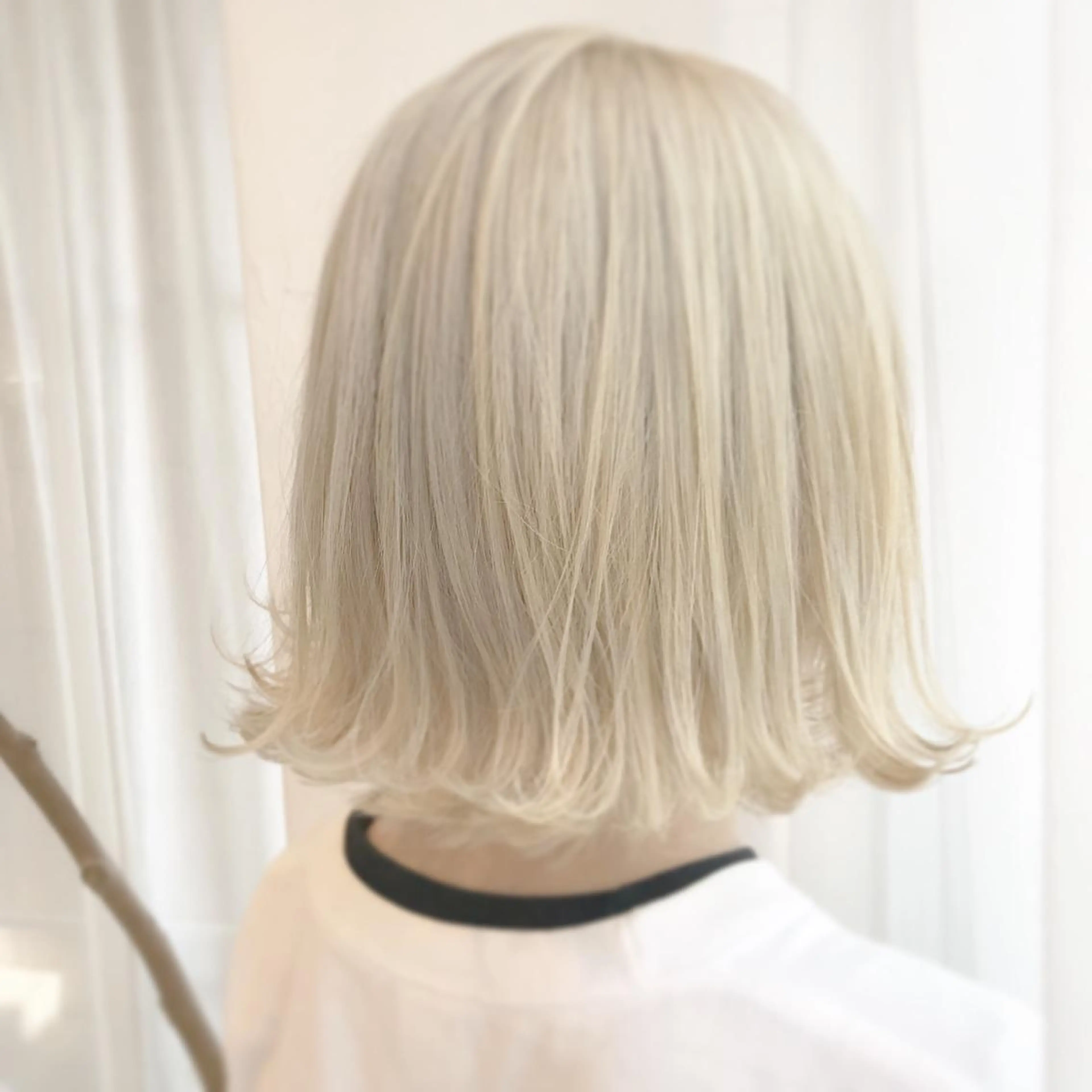 ミディアム カラー ダブルカラー ハイトーンカラー DopeLIT モデル募集中のヘアスタイル