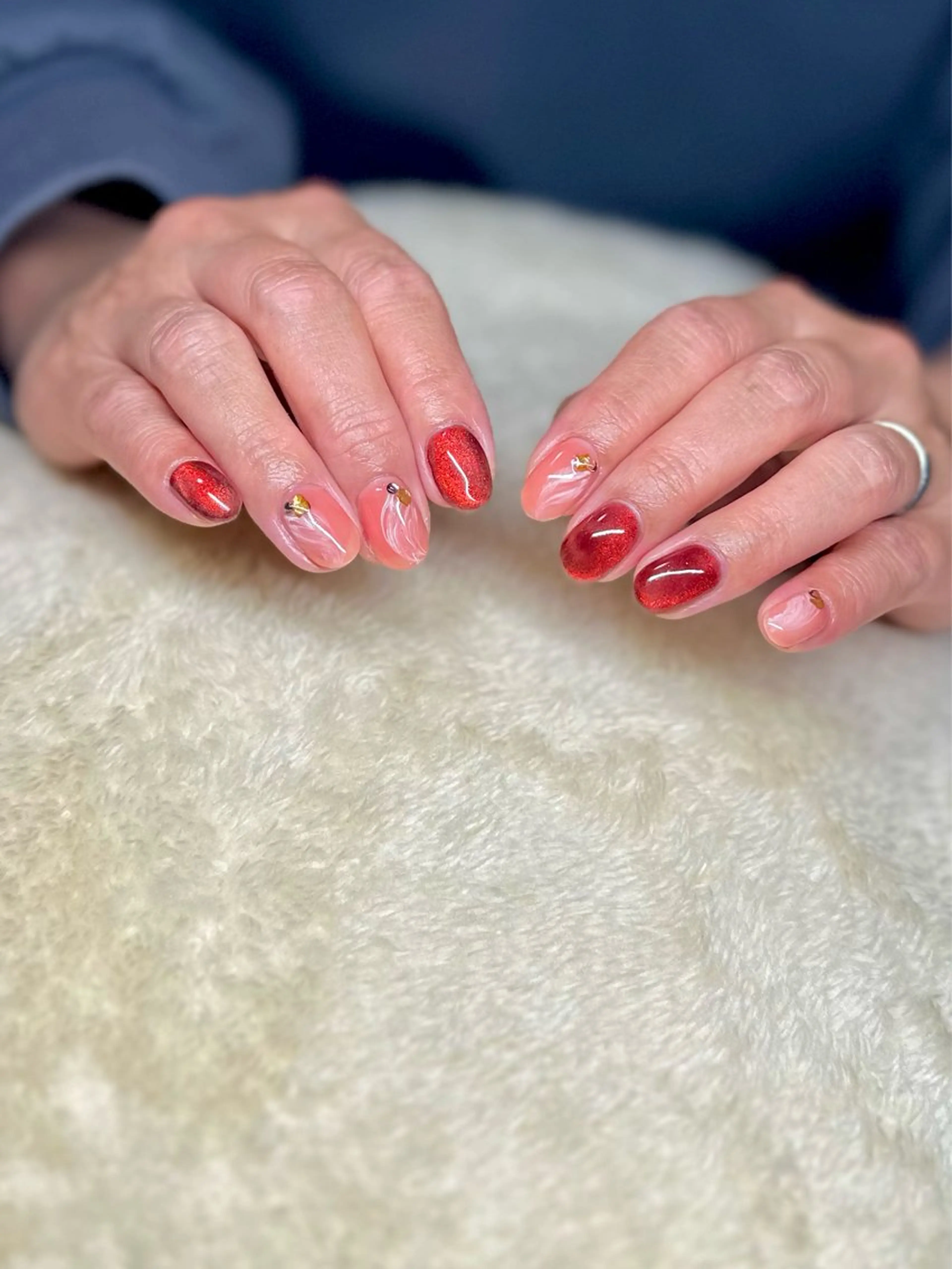 ネイル アートネイル マグネットネイル ニュアンスネイル Yconail所属・ycoワイシーオー 葉子のネイルデザイン