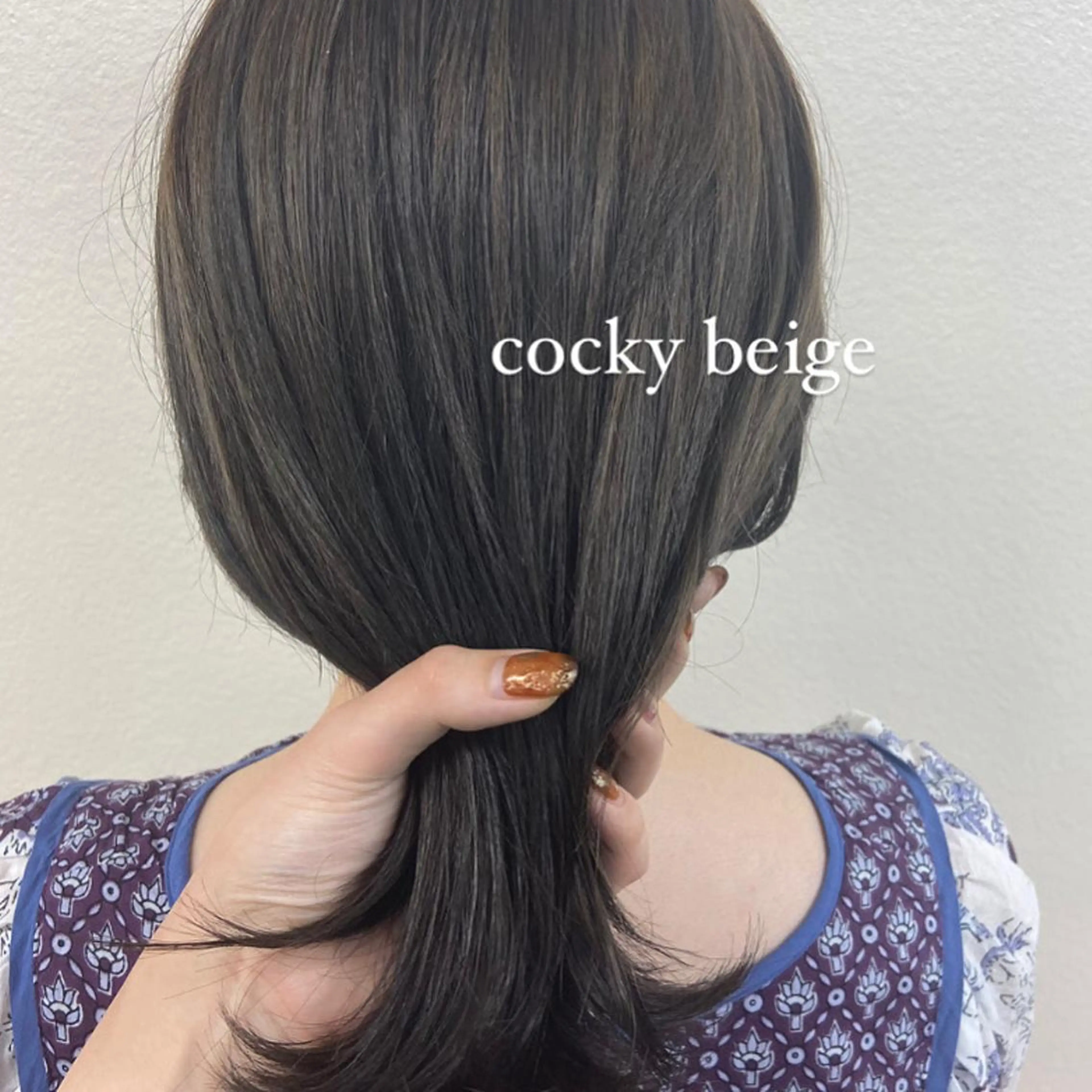 セミロング カラー アッシュ ベージュカラー 黒髪 ブリーチ ブラウンカラー MEI🎀垢抜けカラ ー🎀韓国styleのヘアスタイル